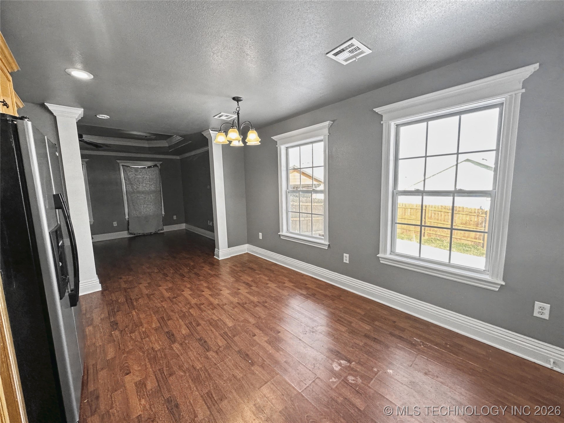 305 S Moccasin Avenue Property Photo 16