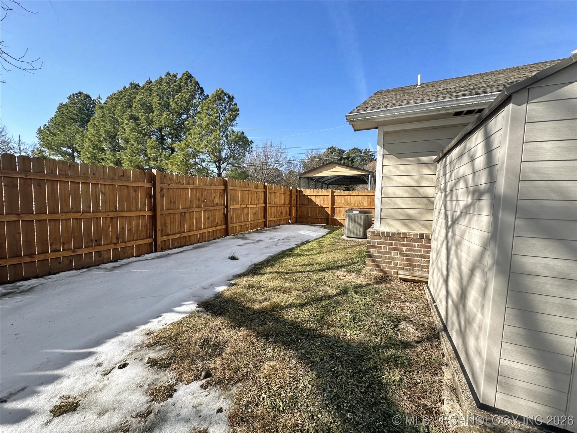 305 S Moccasin Avenue Property Photo 30