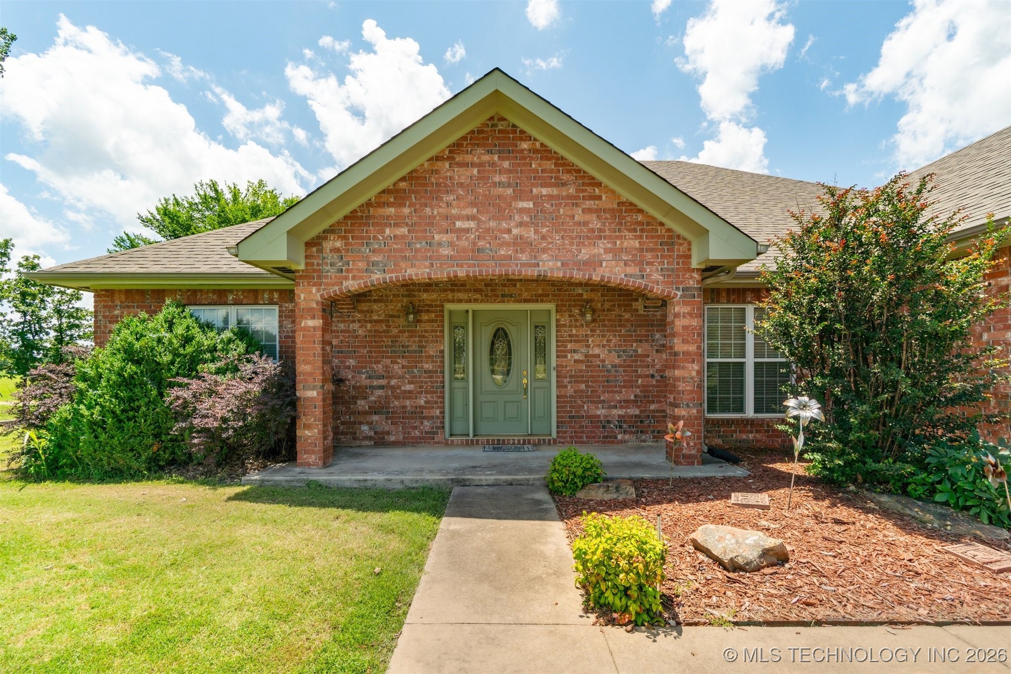 1701 N Skinner Avenue Property Photo 5