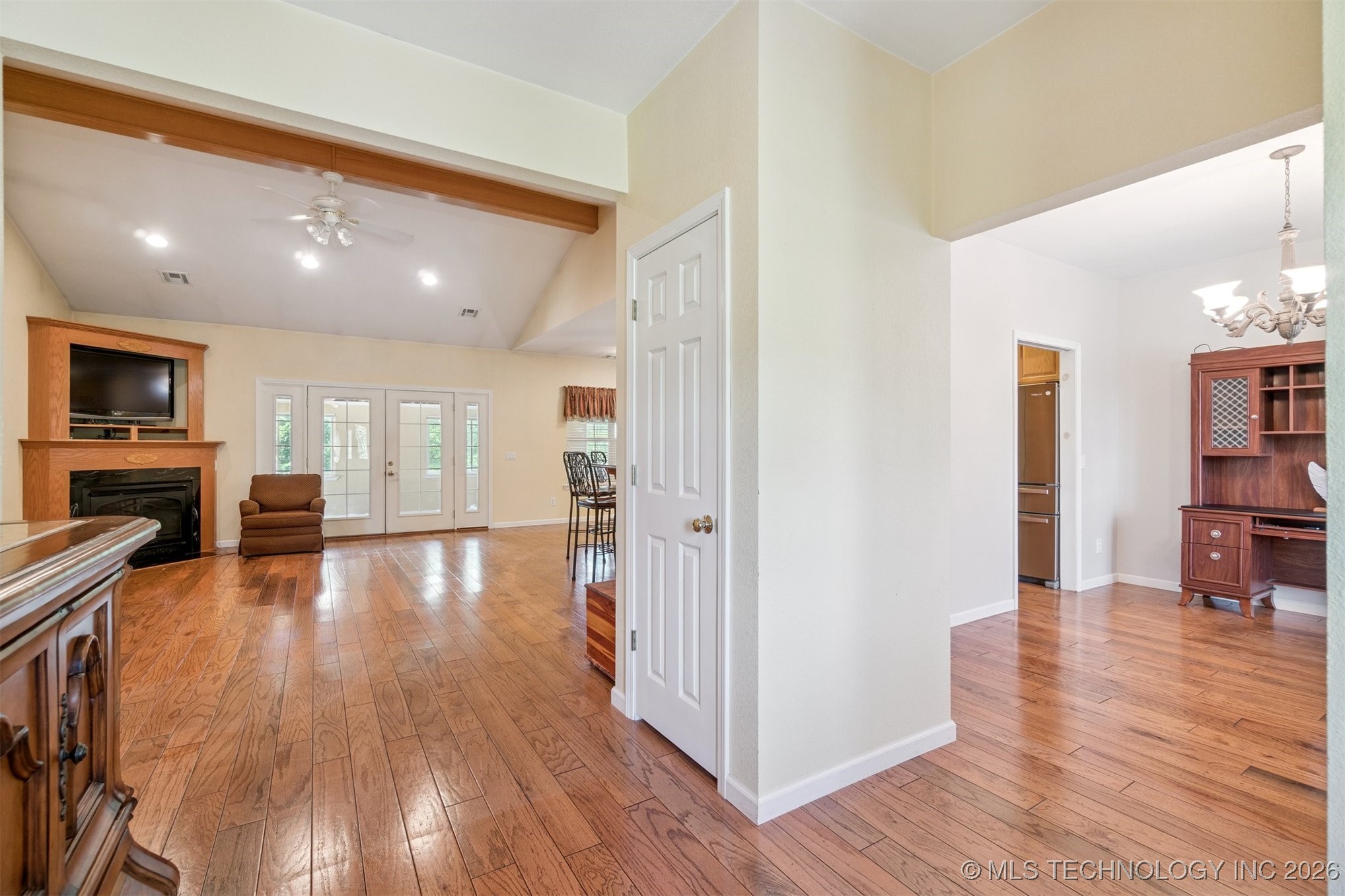 1701 N Skinner Avenue Property Photo 11