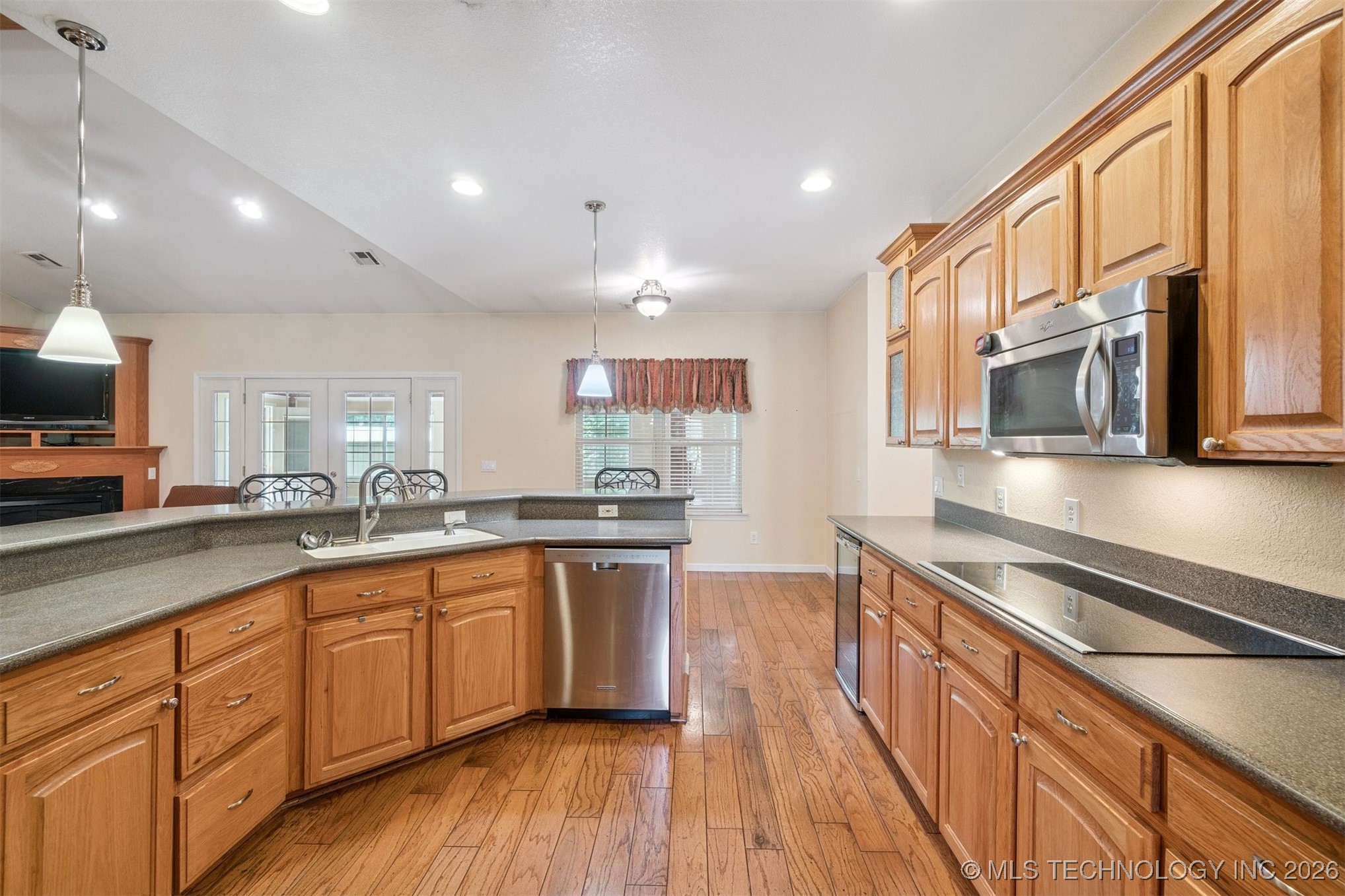 1701 N Skinner Avenue Property Photo 16