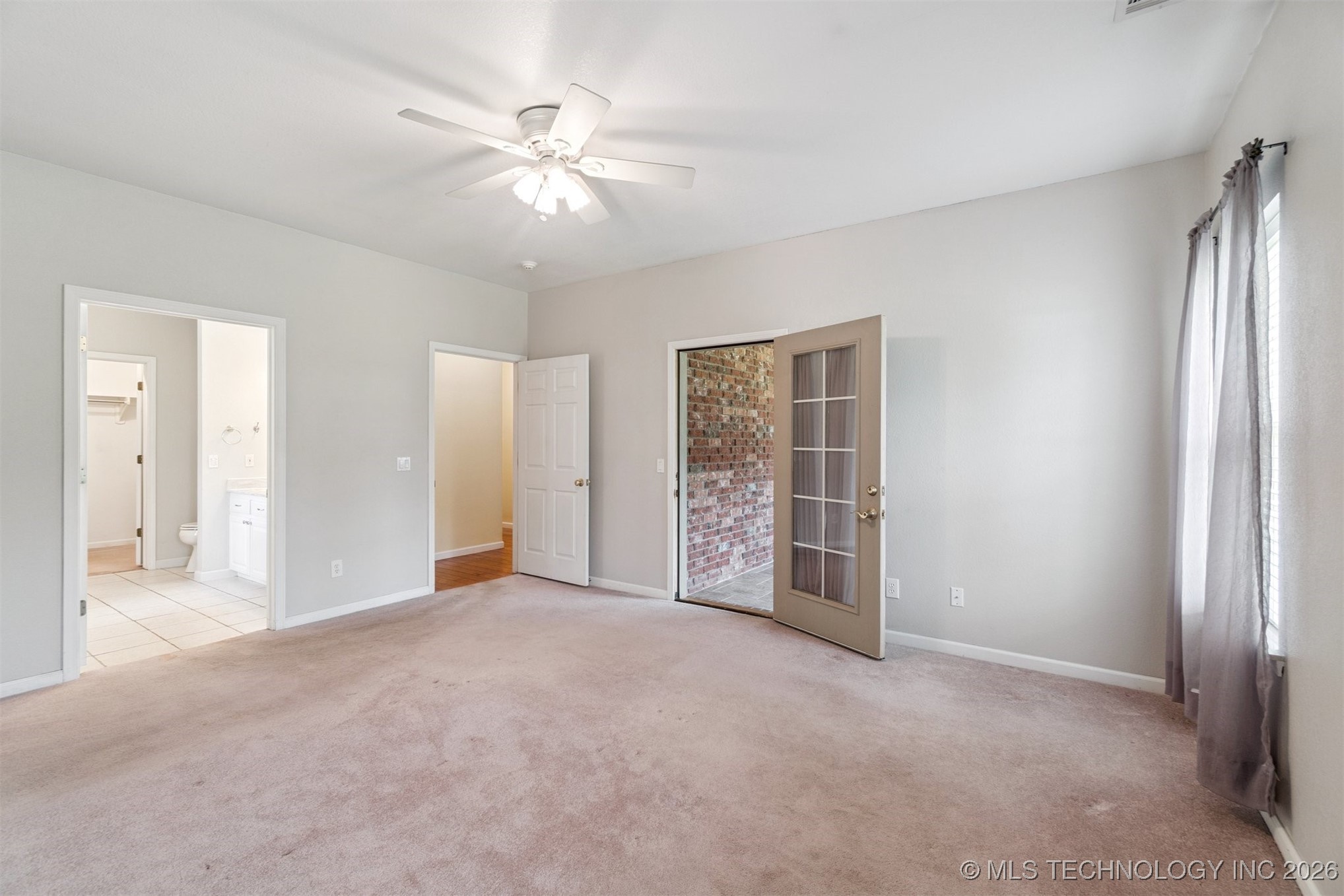 1701 N Skinner Avenue Property Photo 29