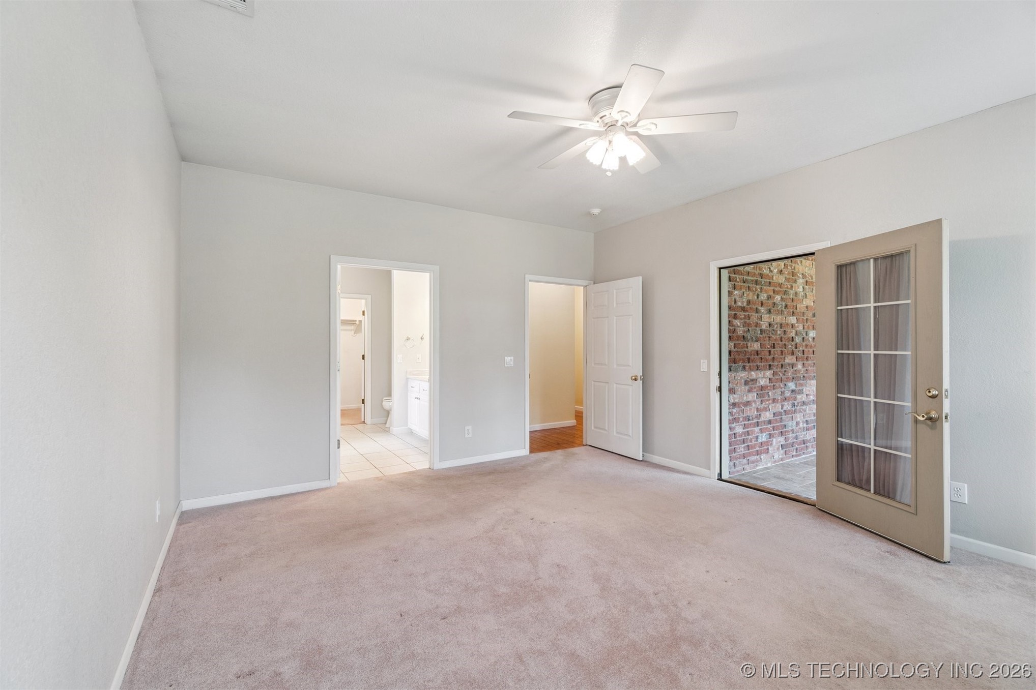 1701 N Skinner Avenue Property Photo 30