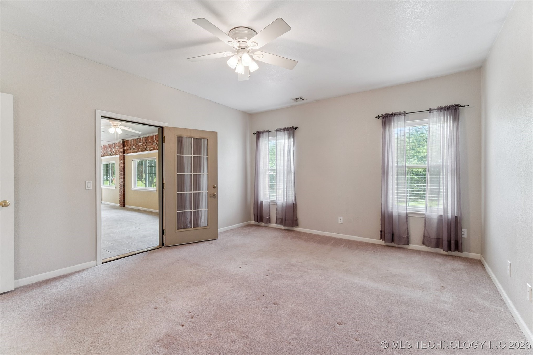 1701 N Skinner Avenue Property Photo 31