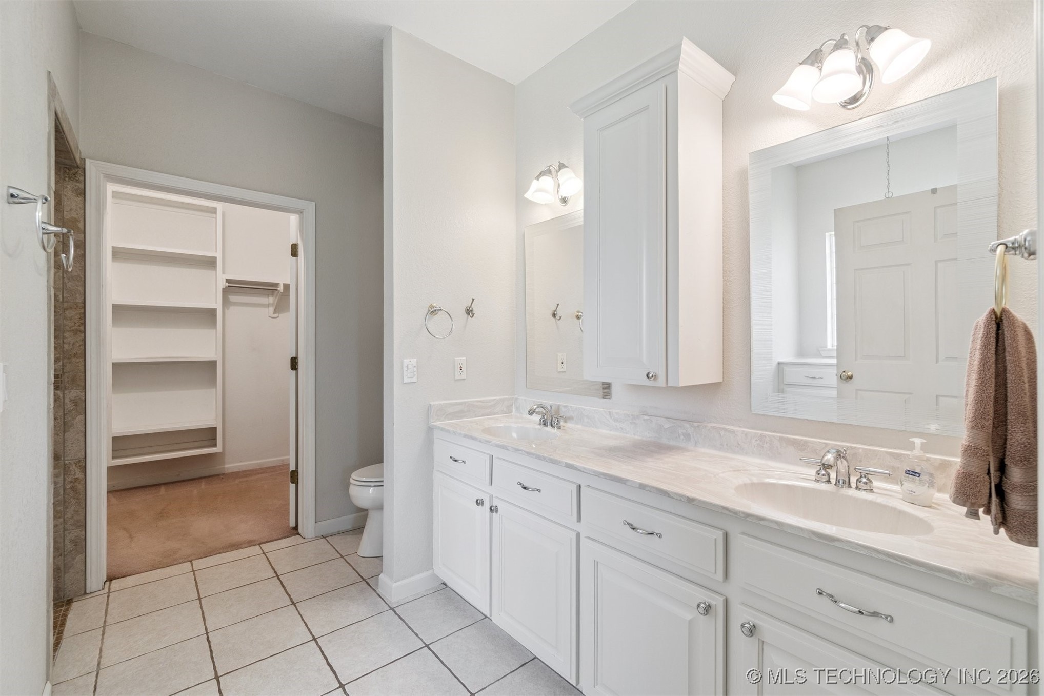 1701 N Skinner Avenue Property Photo 32