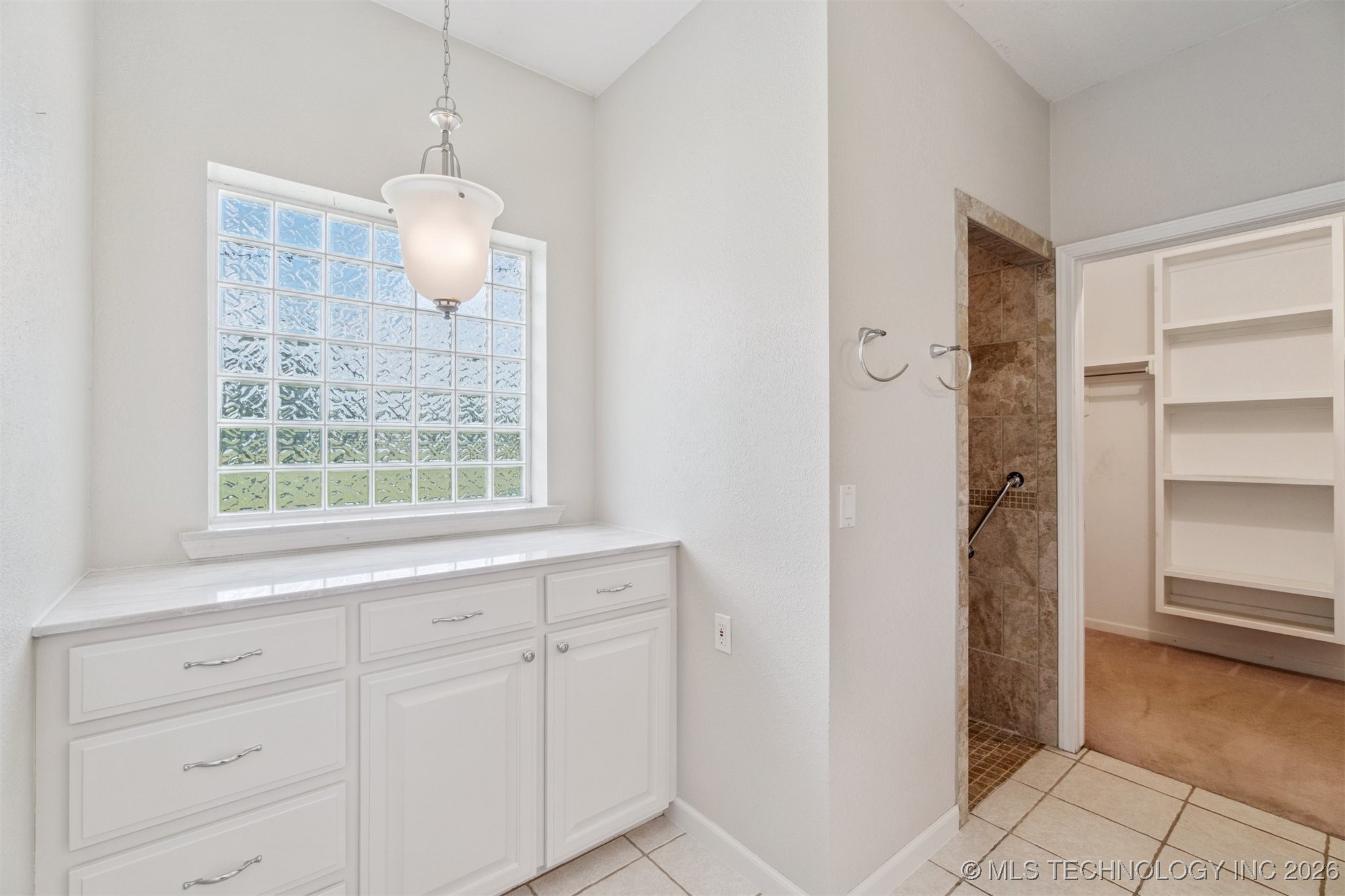 1701 N Skinner Avenue Property Photo 33