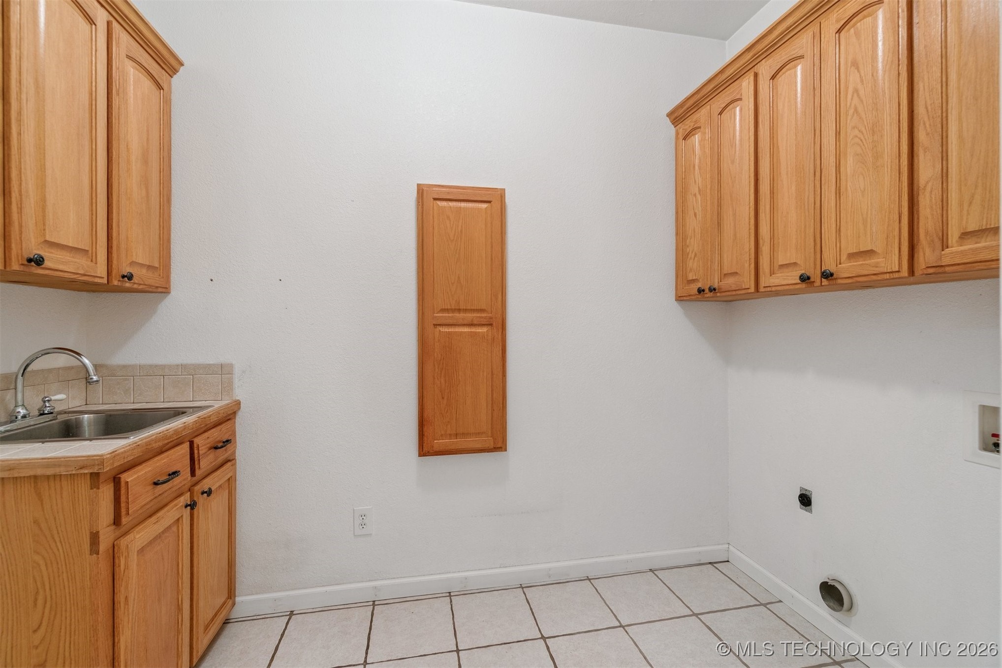 1701 N Skinner Avenue Property Photo 46