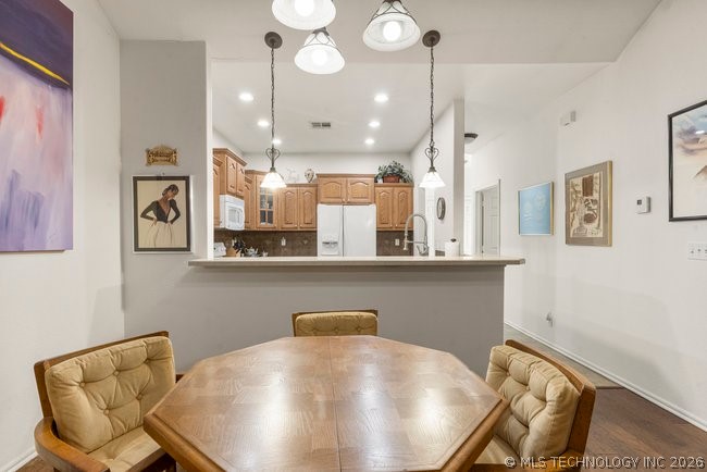 7409 S 84th East Avenue Property Photo 9