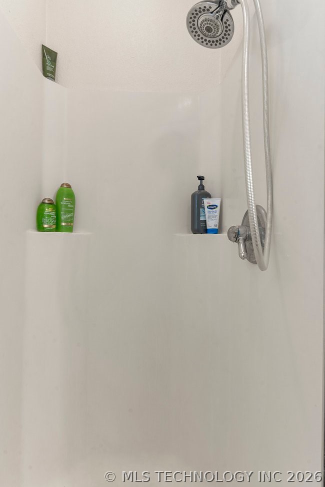 7409 S 84th East Avenue Property Photo 24