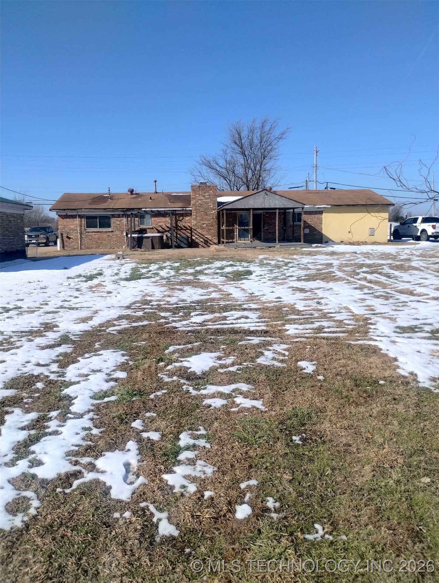 1035 N 89th East Avenue Property Photo 2