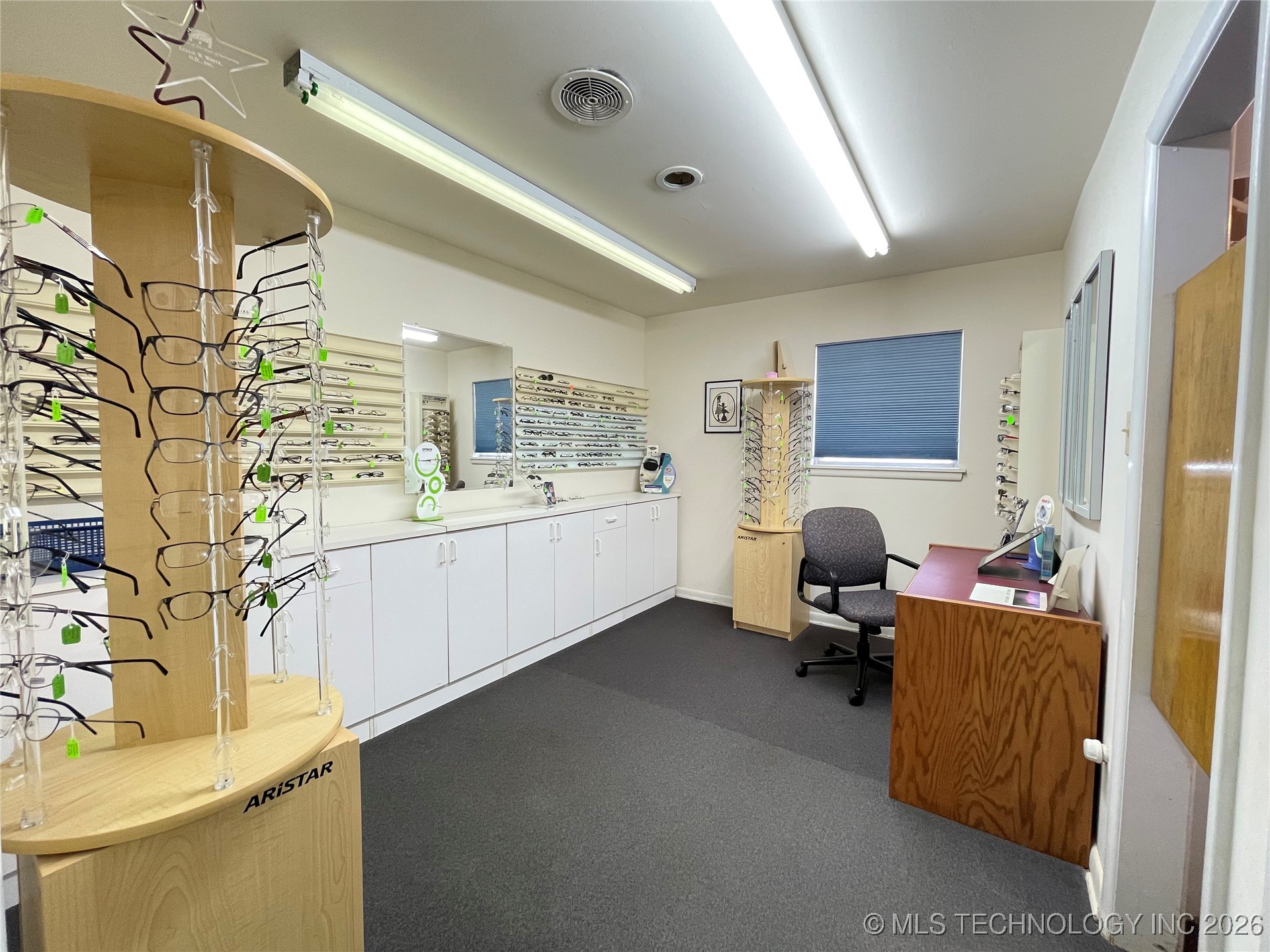 112 S Highland Avenue Property Photo 13