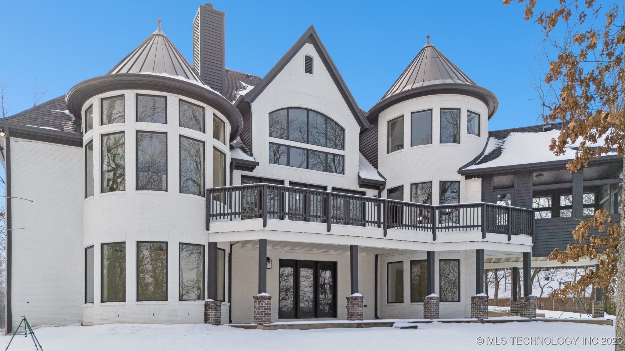 22755 Woodridge Drive Property Photo 6