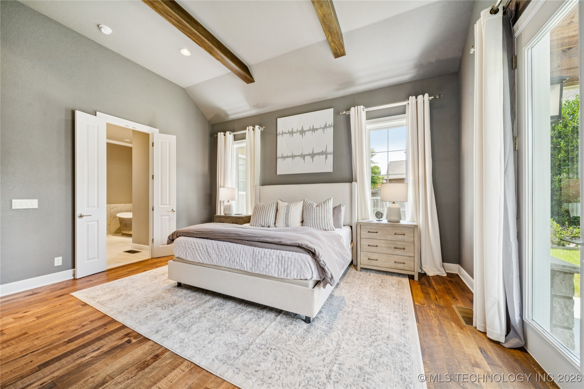 644 W 77th Place Property Photo 27