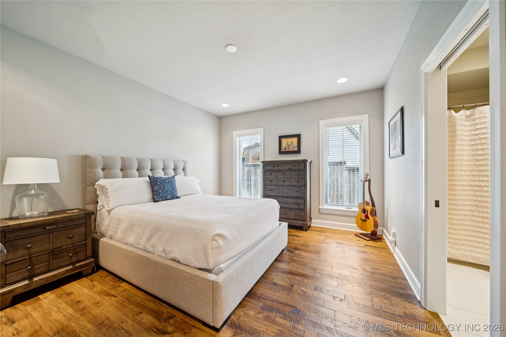 644 W 77th Place Property Photo 34