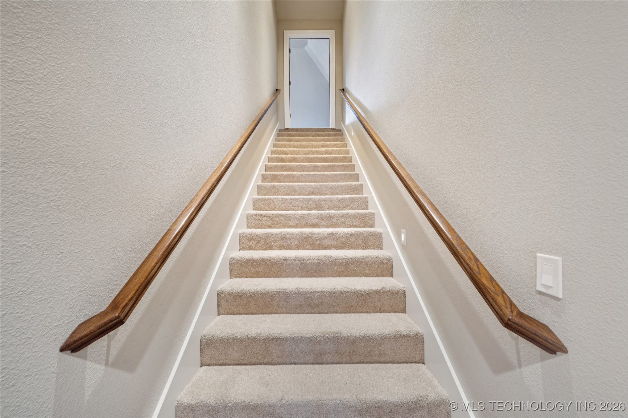 644 W 77th Place Property Photo 41