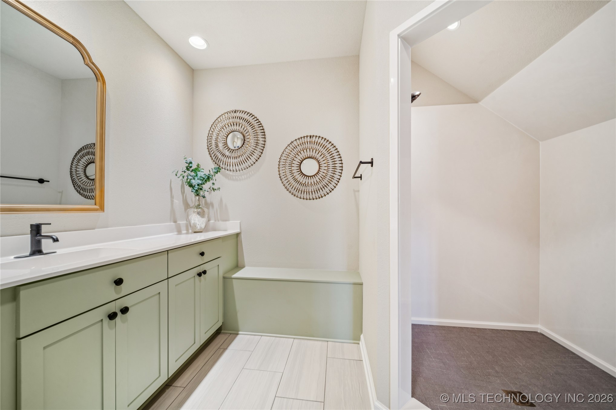 644 W 77th Place Property Photo 43