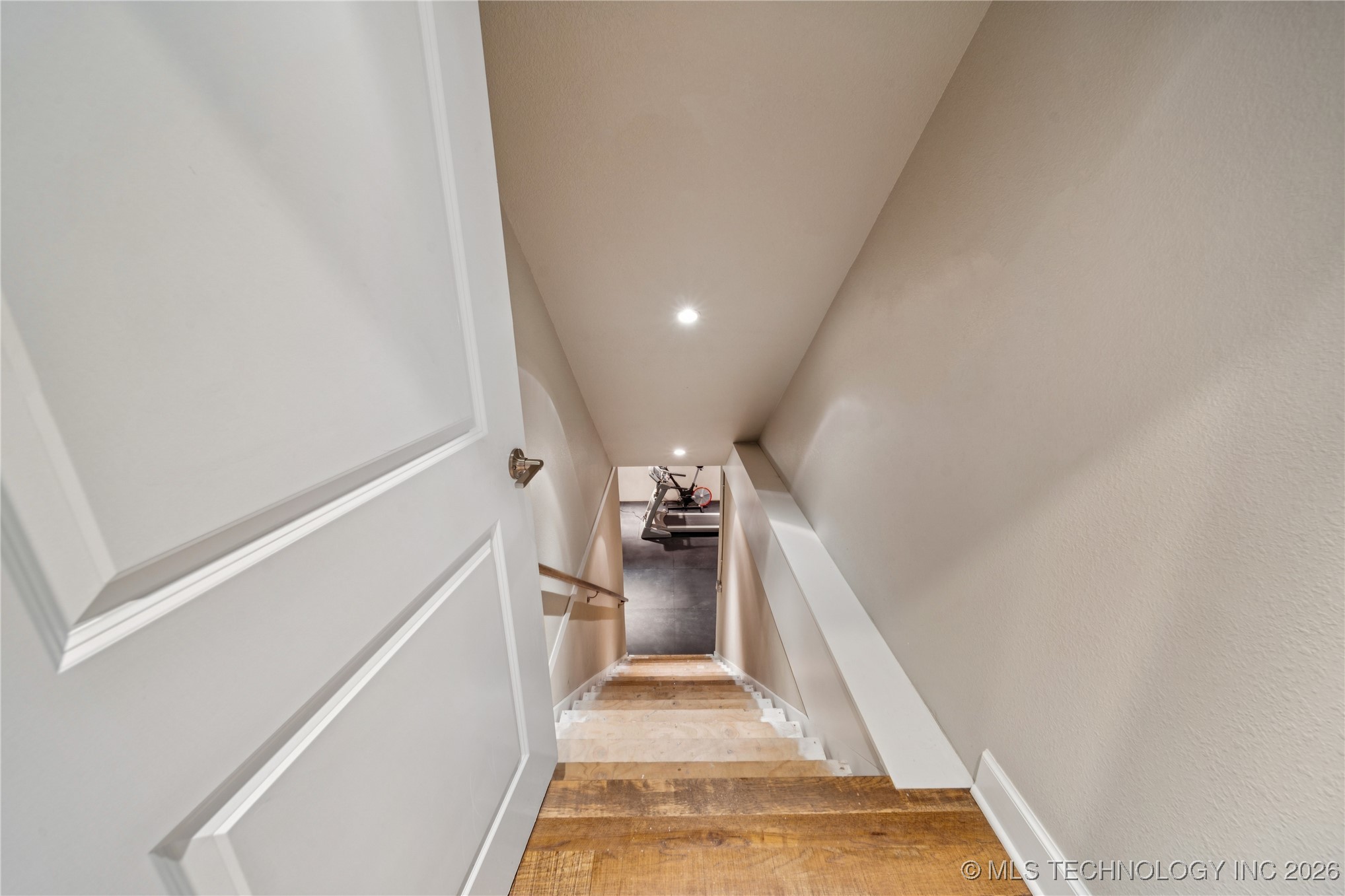 644 W 77th Place Property Photo 46