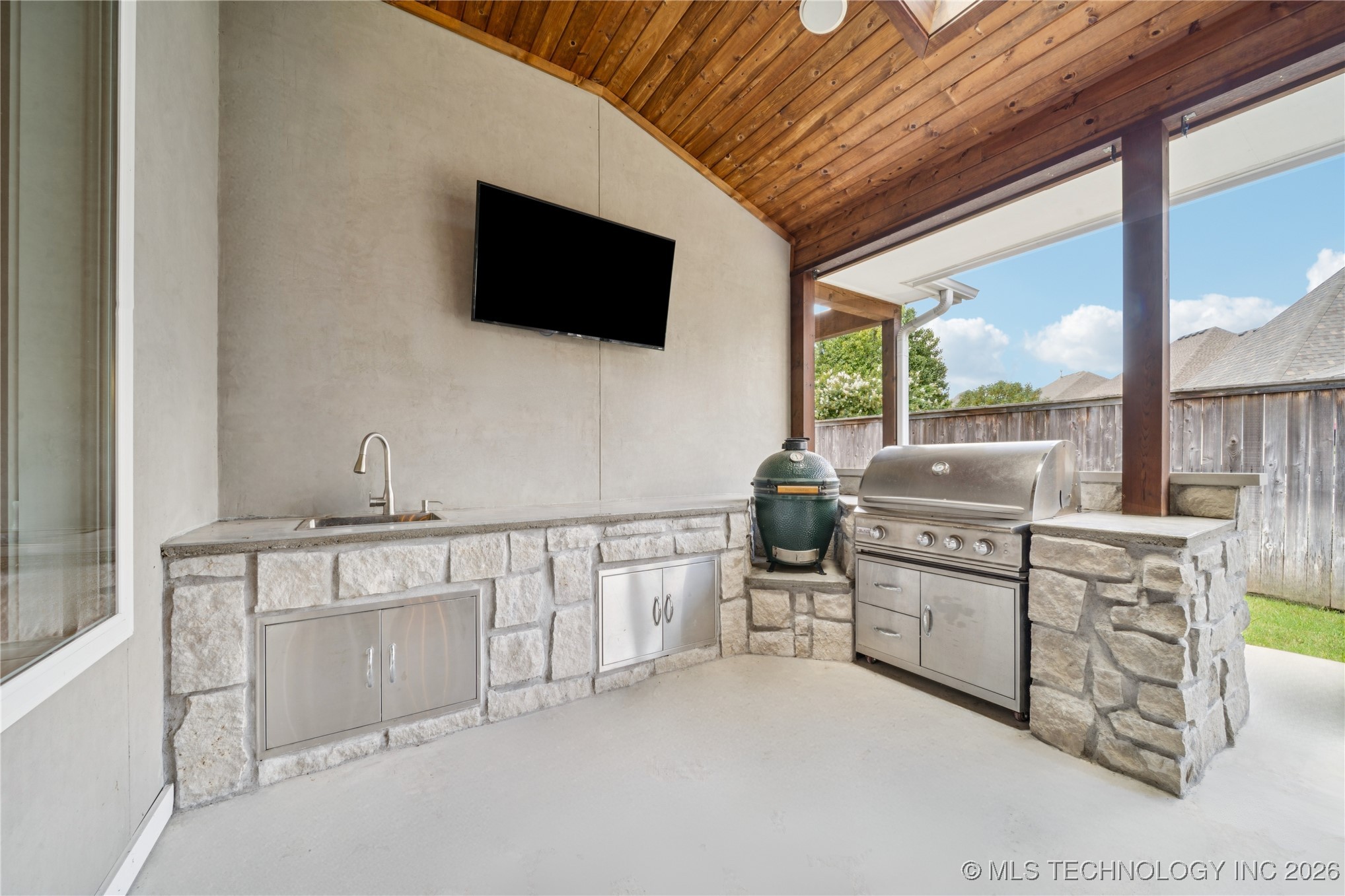 644 W 77th Place Property Photo 52