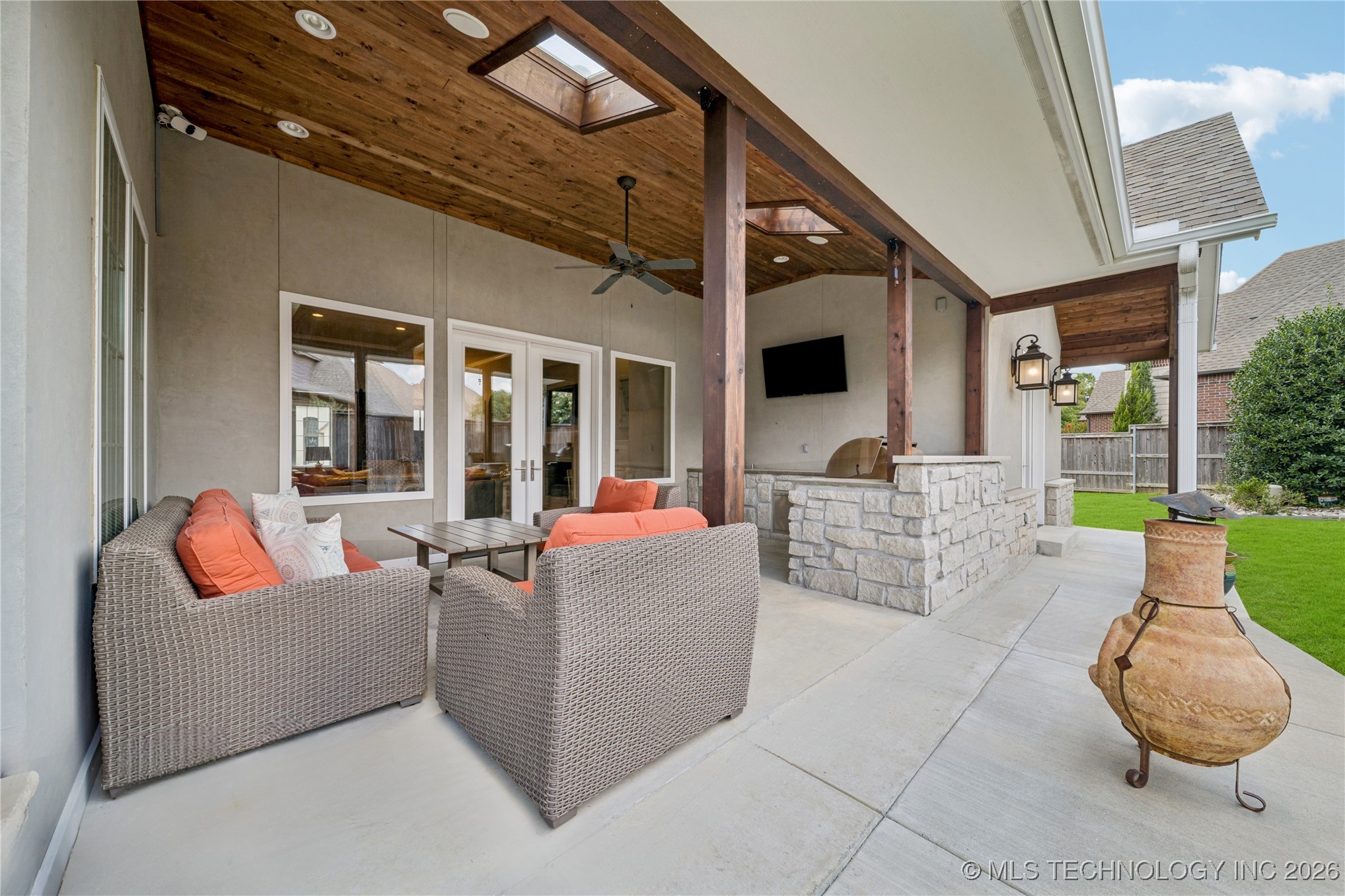 644 W 77th Place Property Photo 53