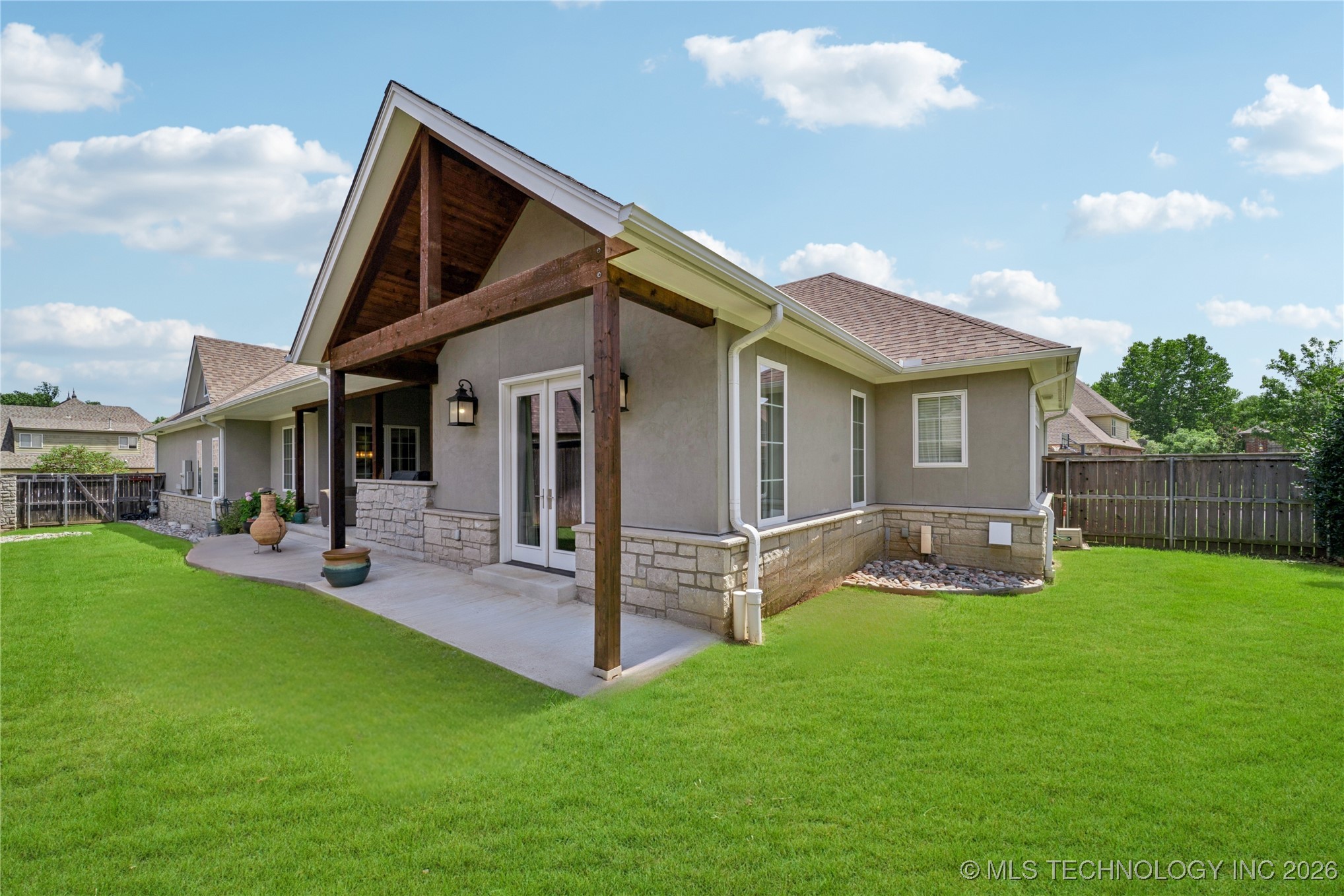 644 W 77th Place Property Photo 54