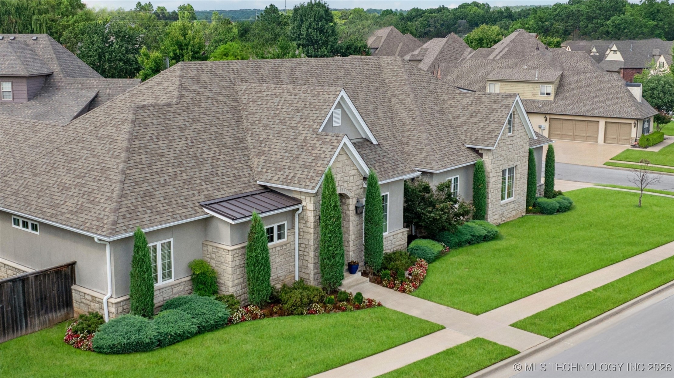 644 W 77th Place Property Photo 57