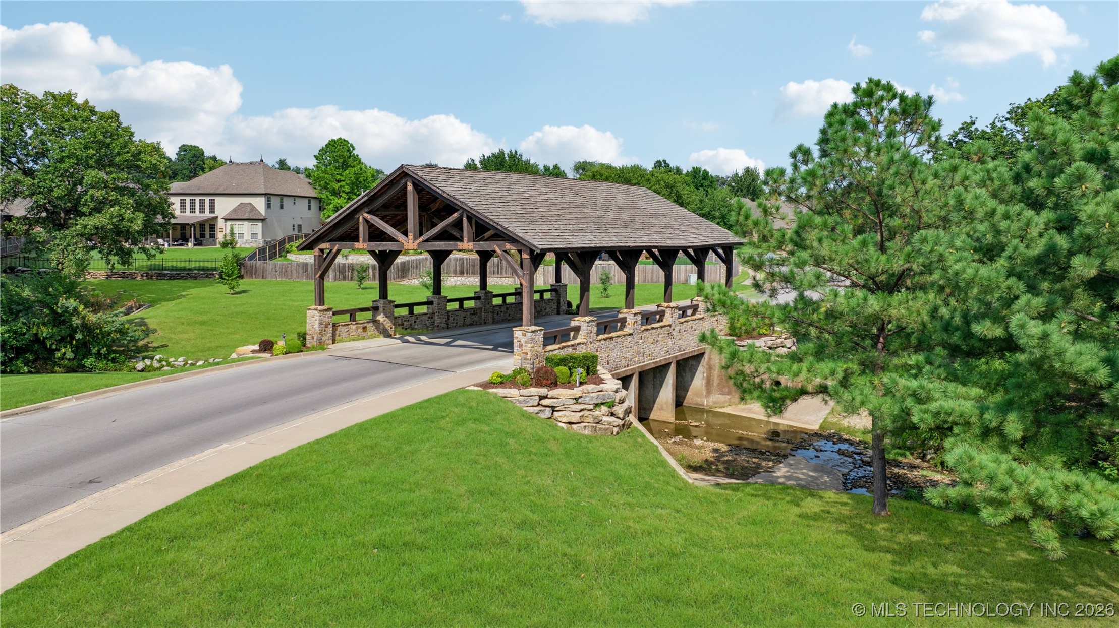 644 W 77th Place Property Photo 58