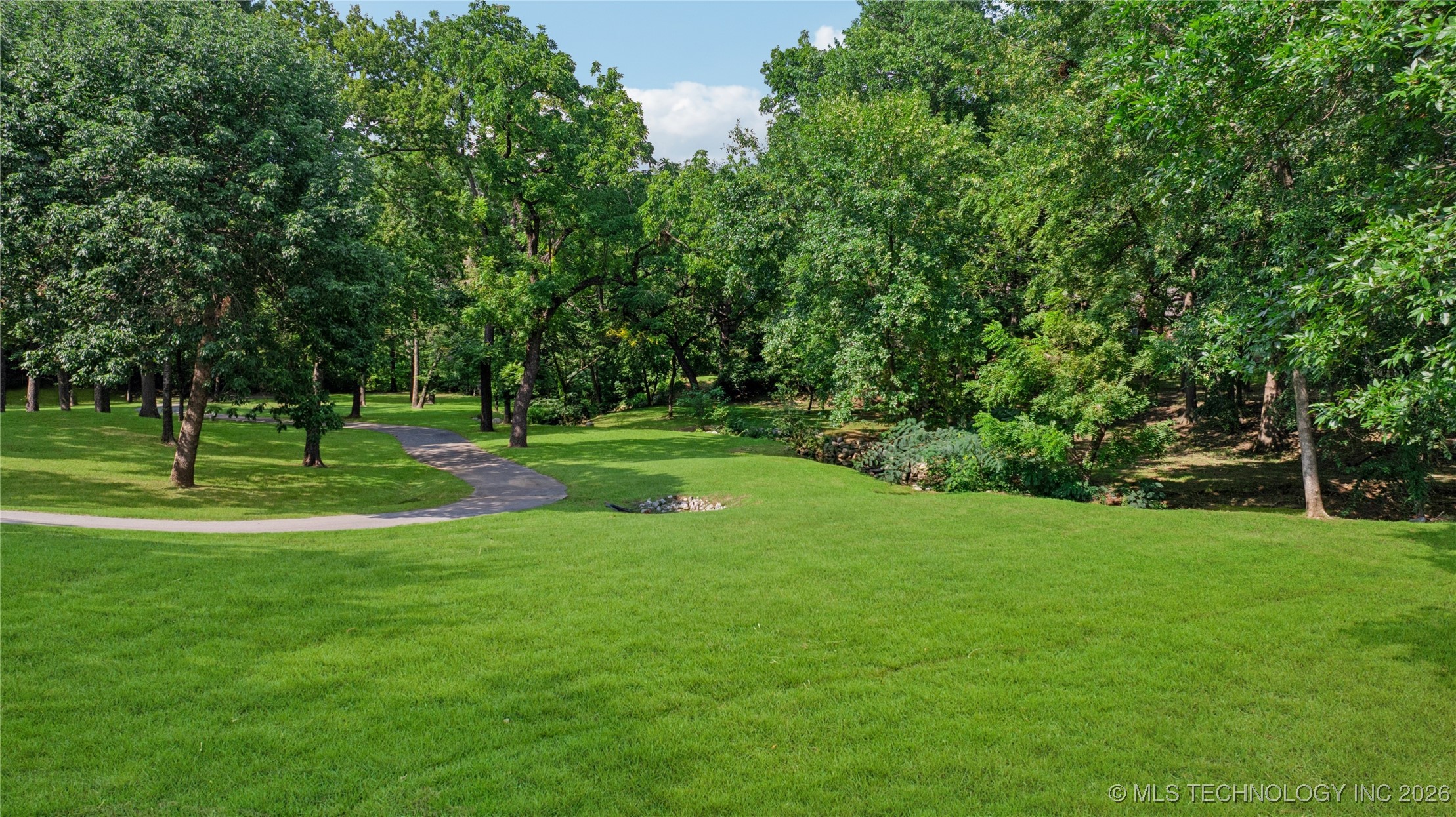 644 W 77th Place Property Photo 59