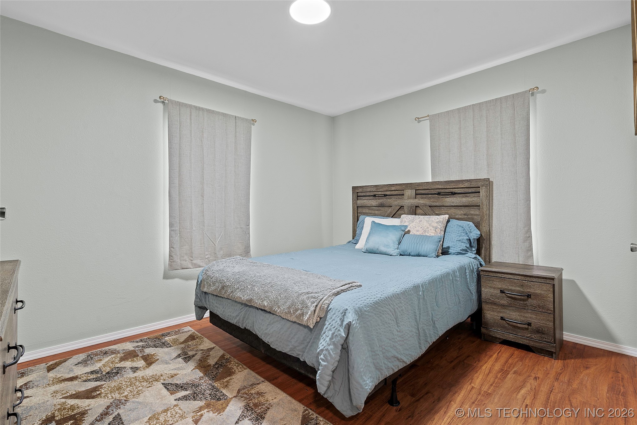 818 Northwest Boulevard Property Photo 16