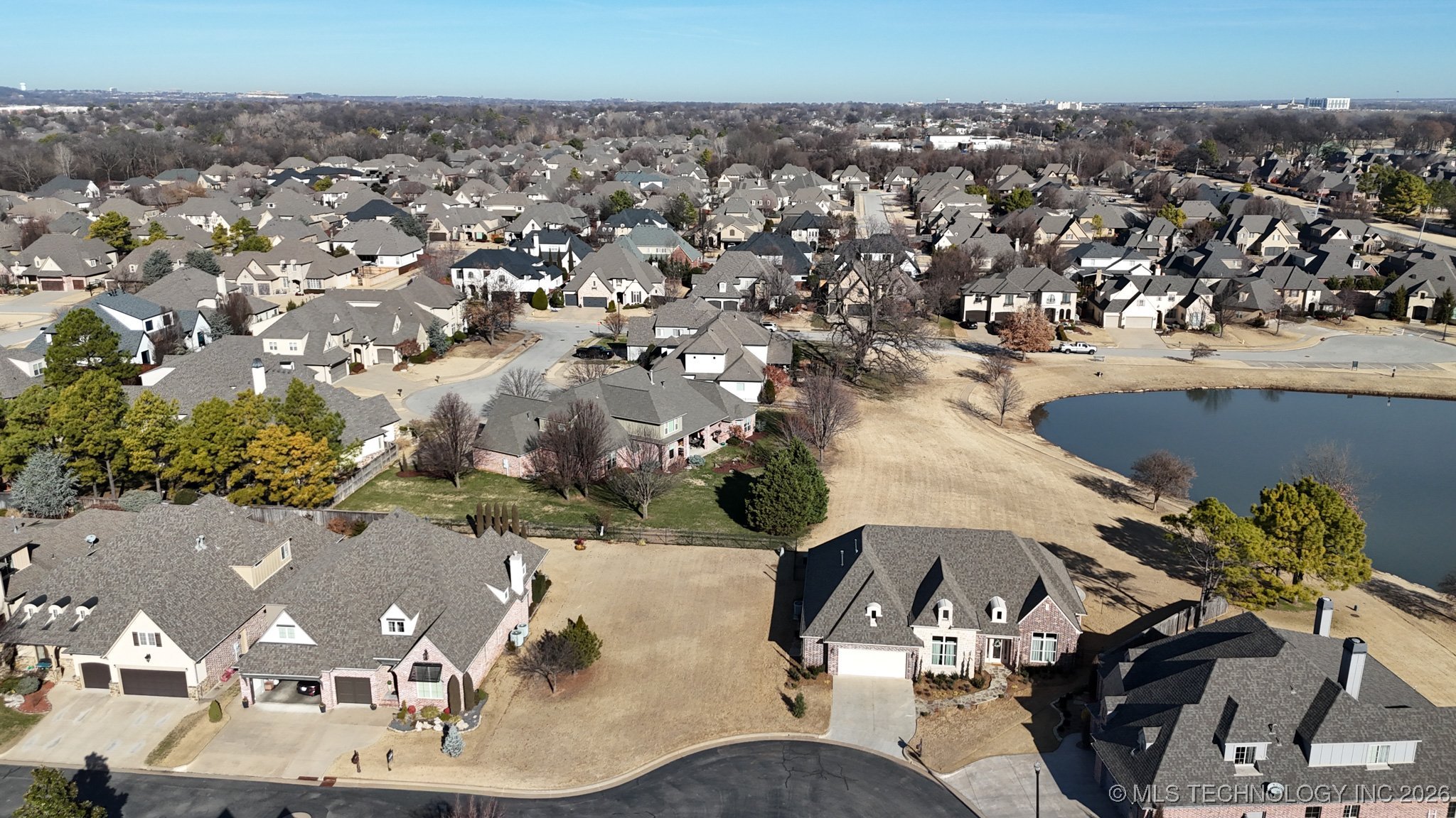 9555 E 109th Street Property Photo 2