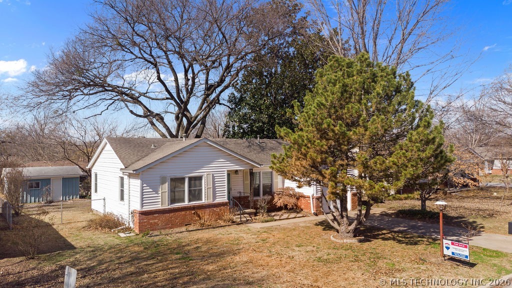 1606 S Ash Avenue Property Photo 5