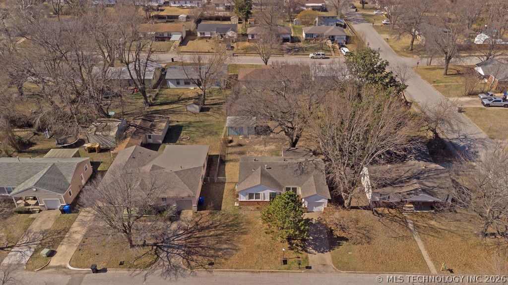 1606 S Ash Avenue Property Photo 14