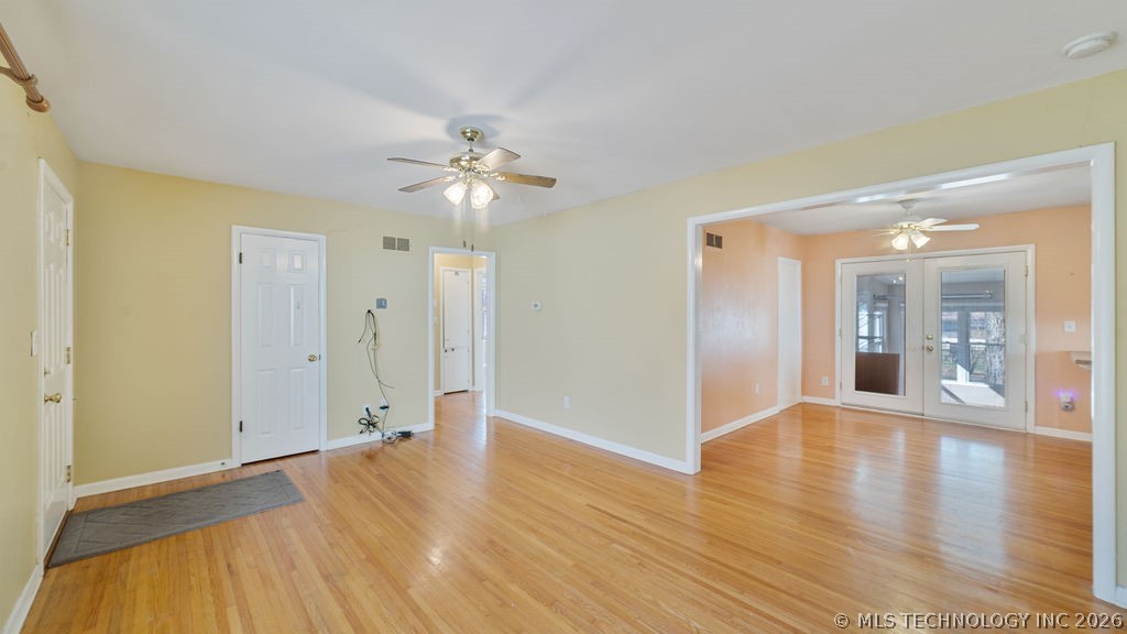 1606 S Ash Avenue Property Photo 17