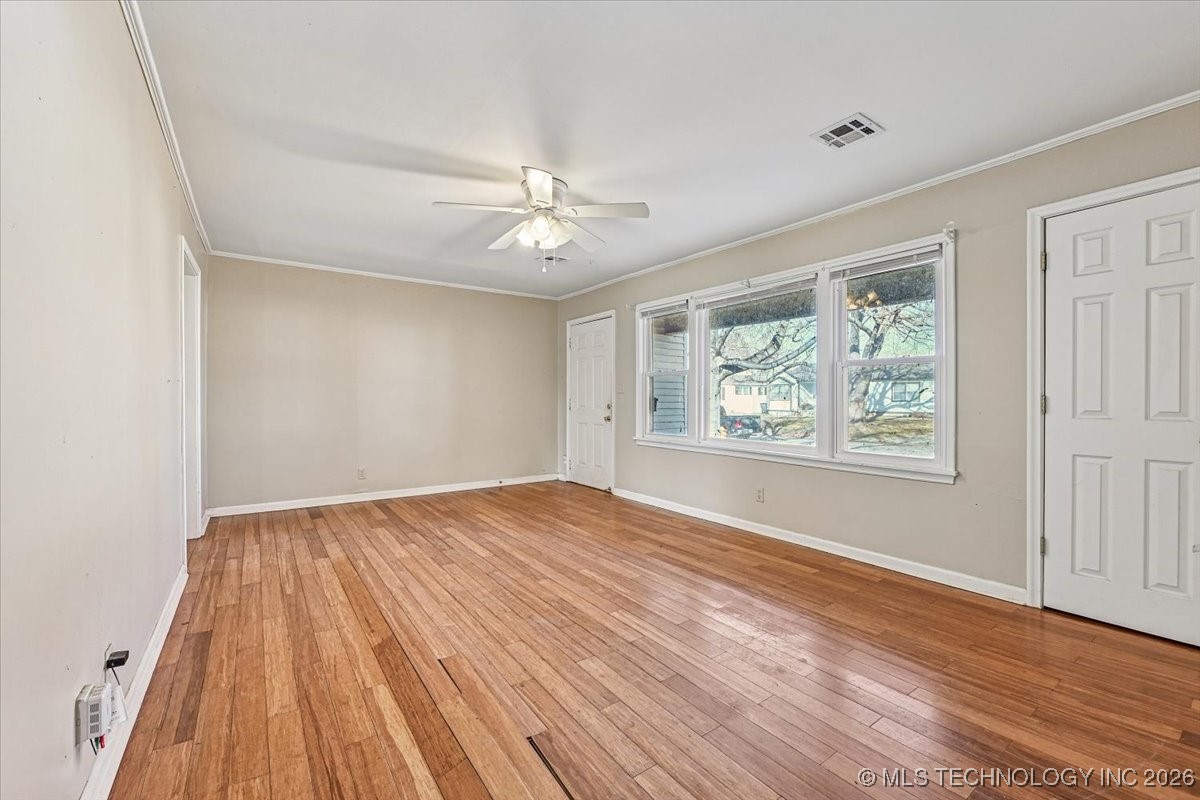 70 E 51st Place Property Photo 4