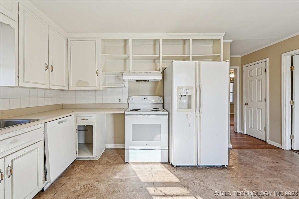 70 E 51st Place Property Photo 7