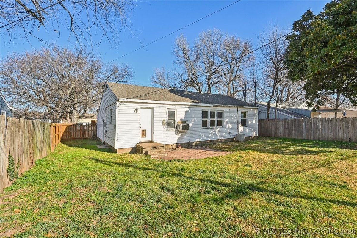 70 E 51st Place Property Photo 18