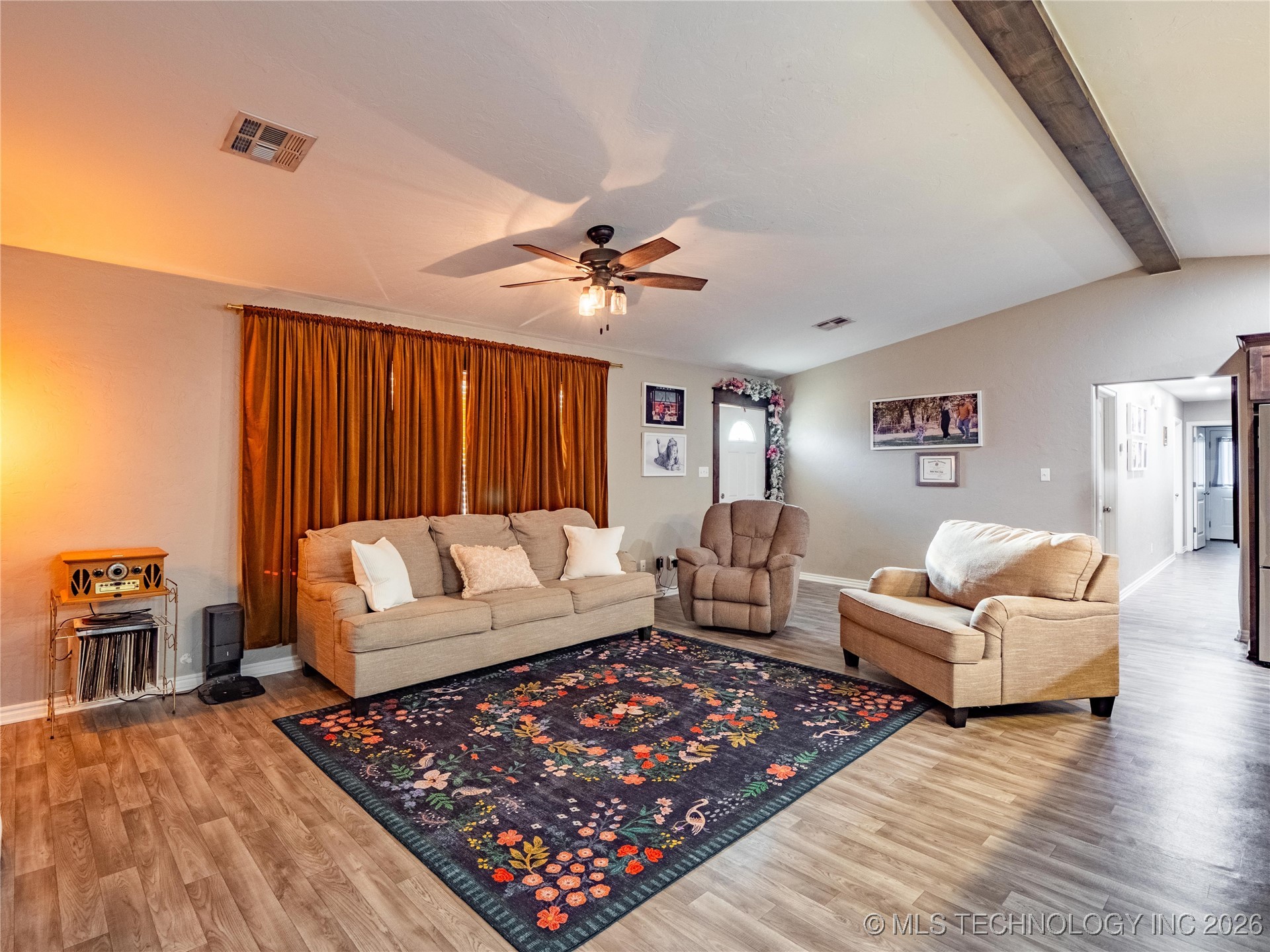 609 1st Street Property Photo 7