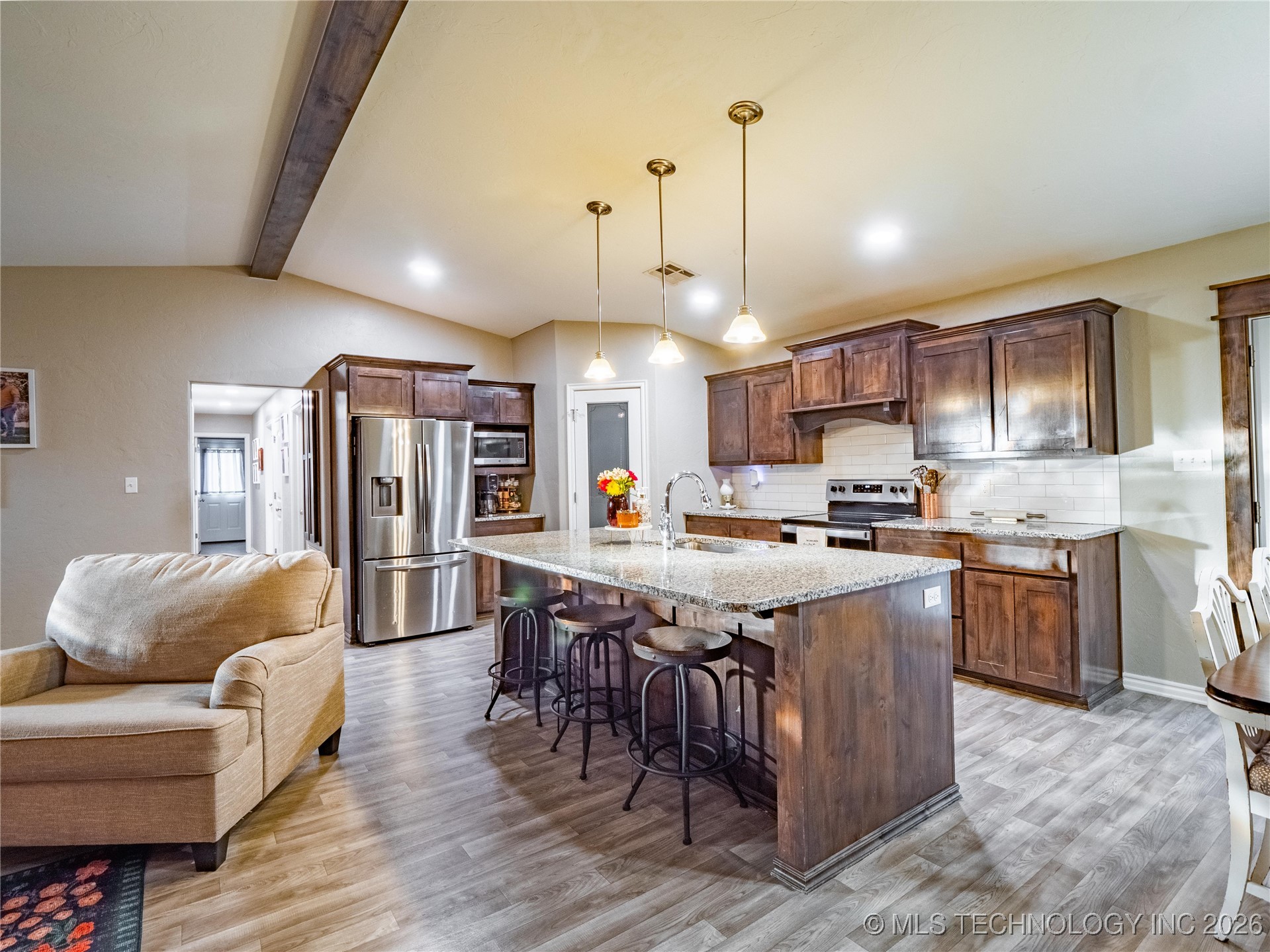 609 1st Street Property Photo 12