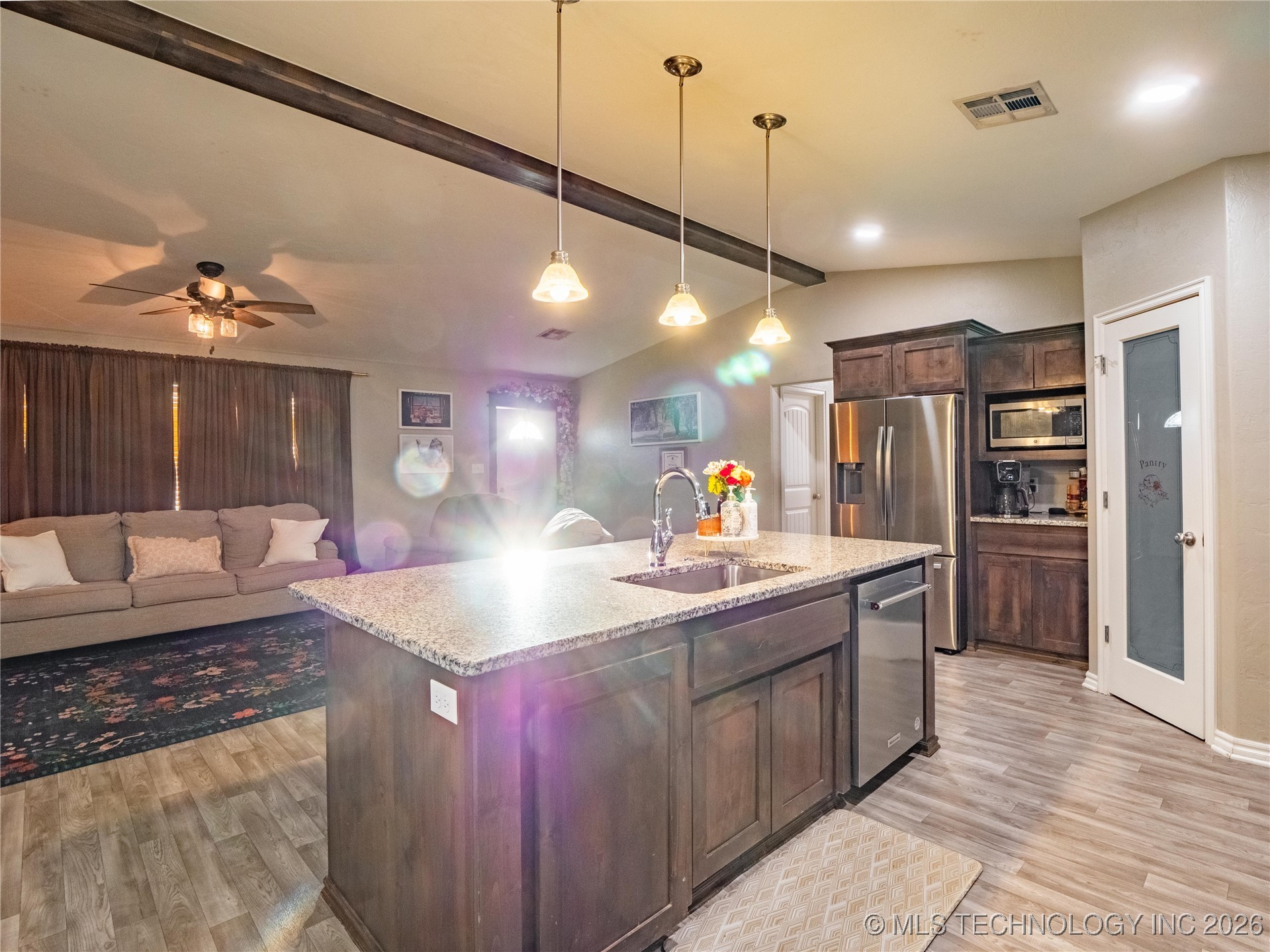 609 1st Street Property Photo 13