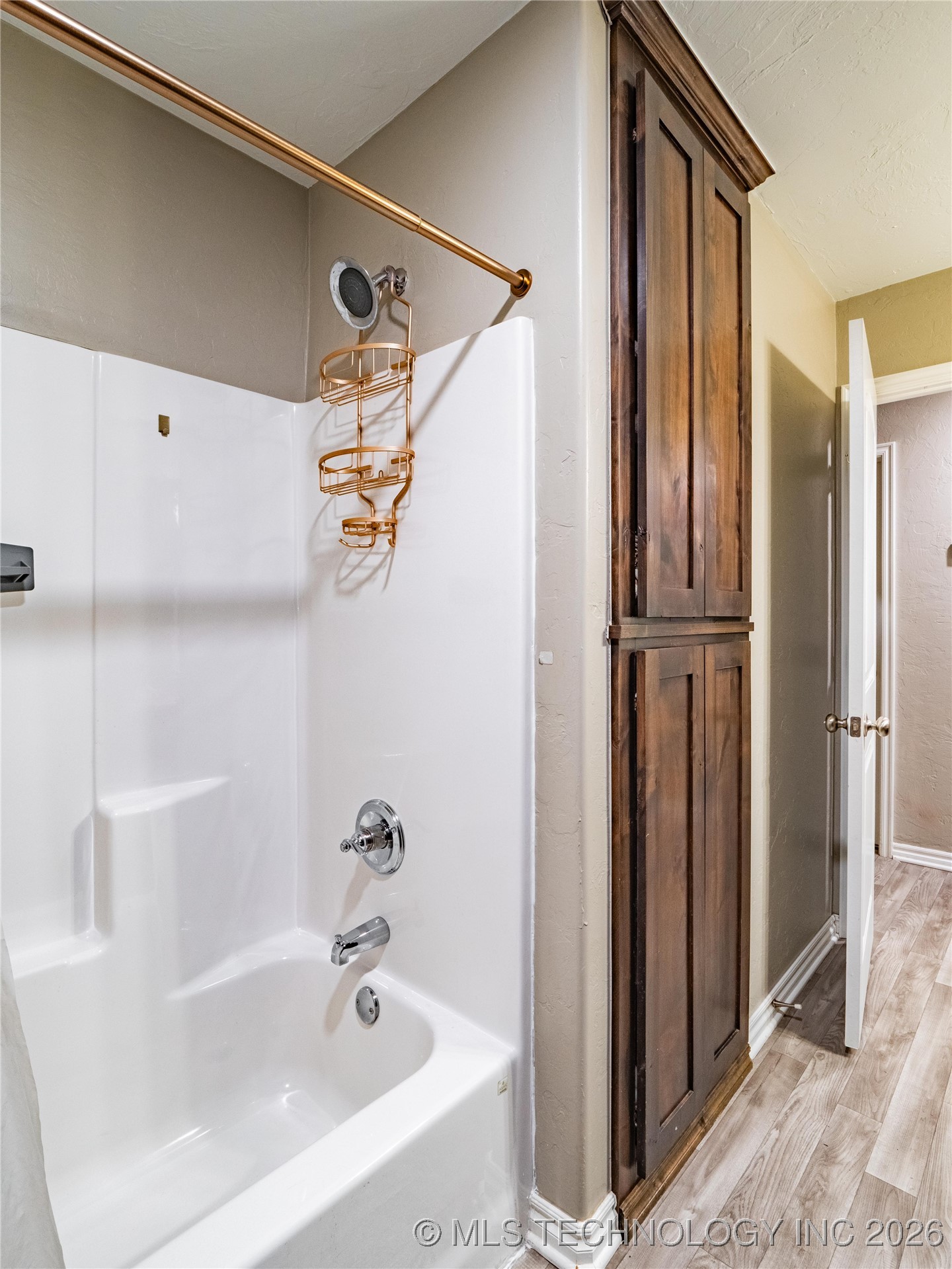 609 1st Street Property Photo 18