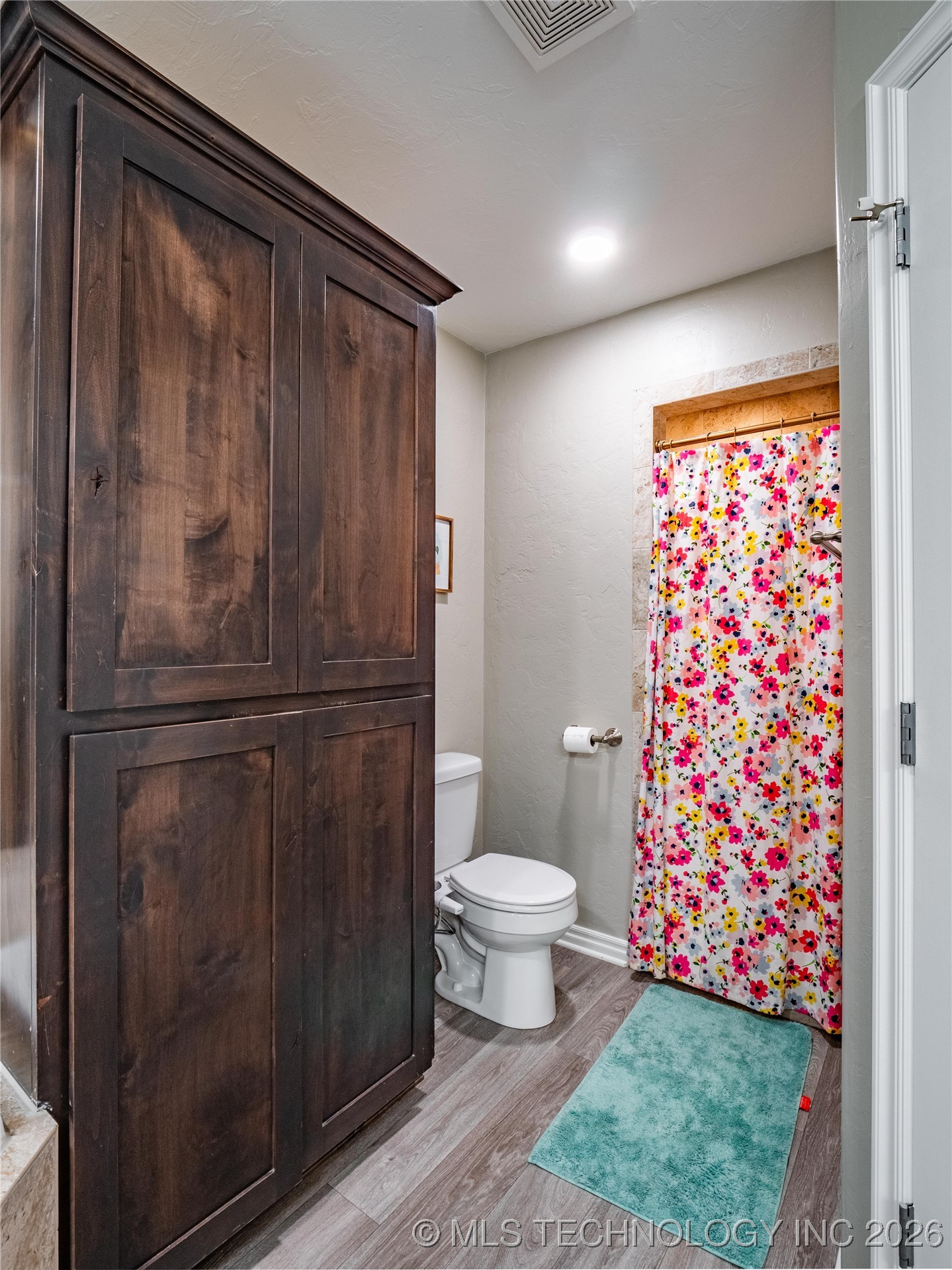 609 1st Street Property Photo 28