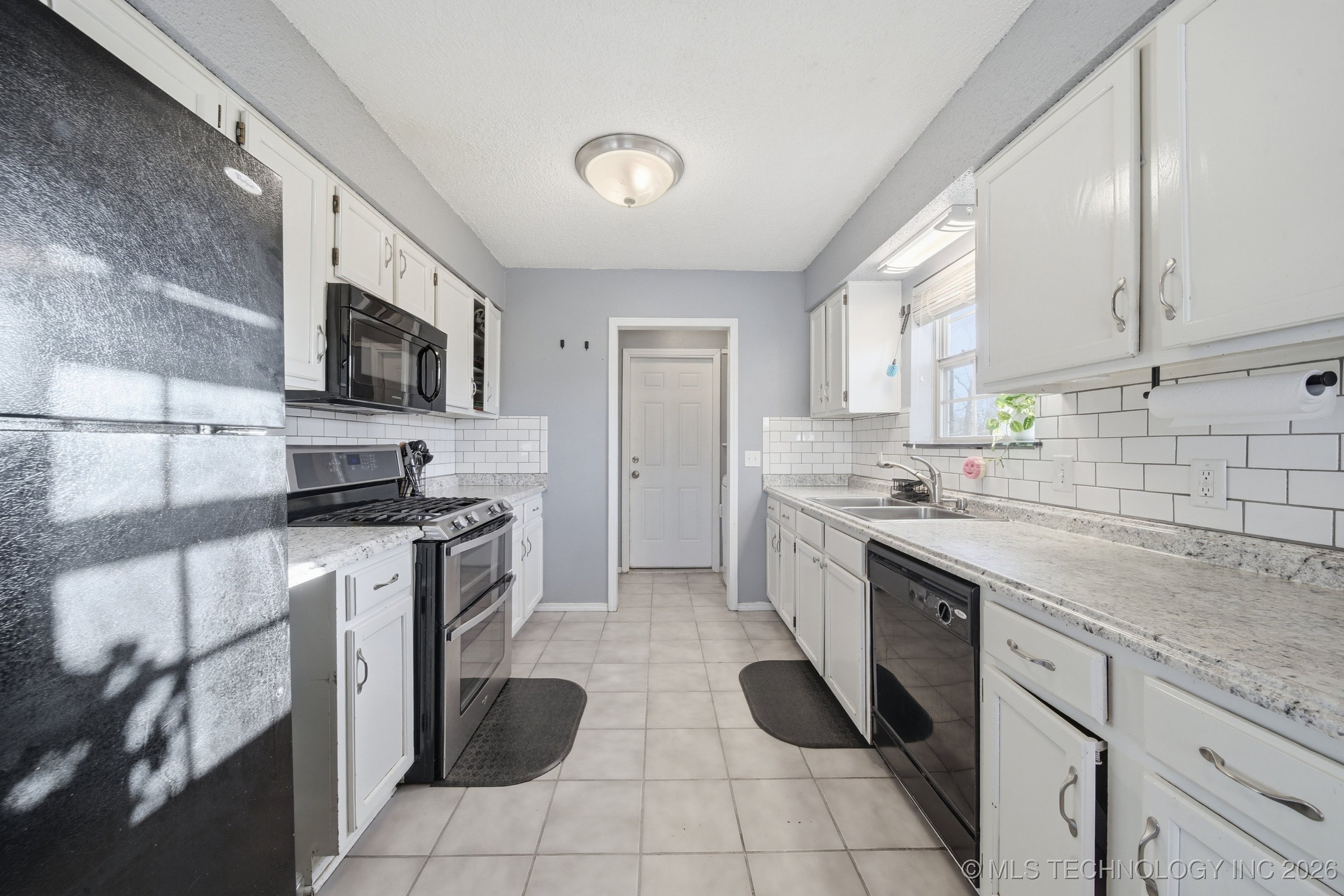 23805 E 103rd Place Property Photo 10