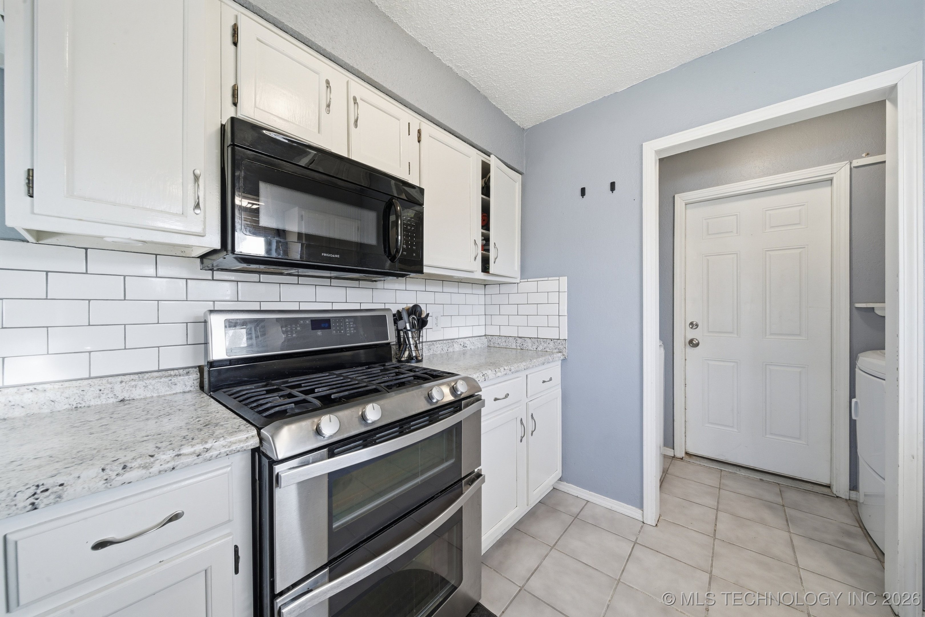 23805 E 103rd Place Property Photo 12