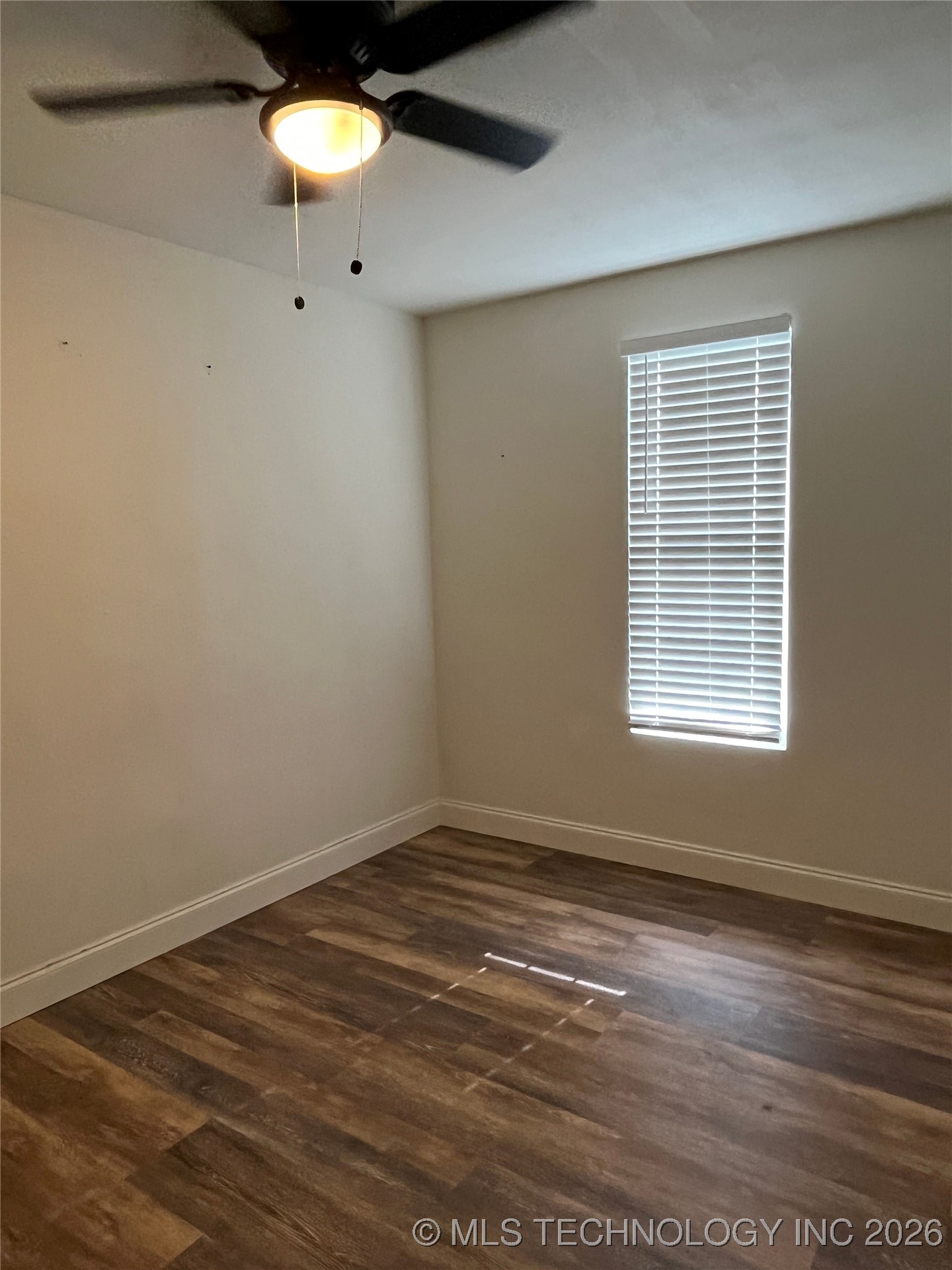 426 E 9th Property Photo 12