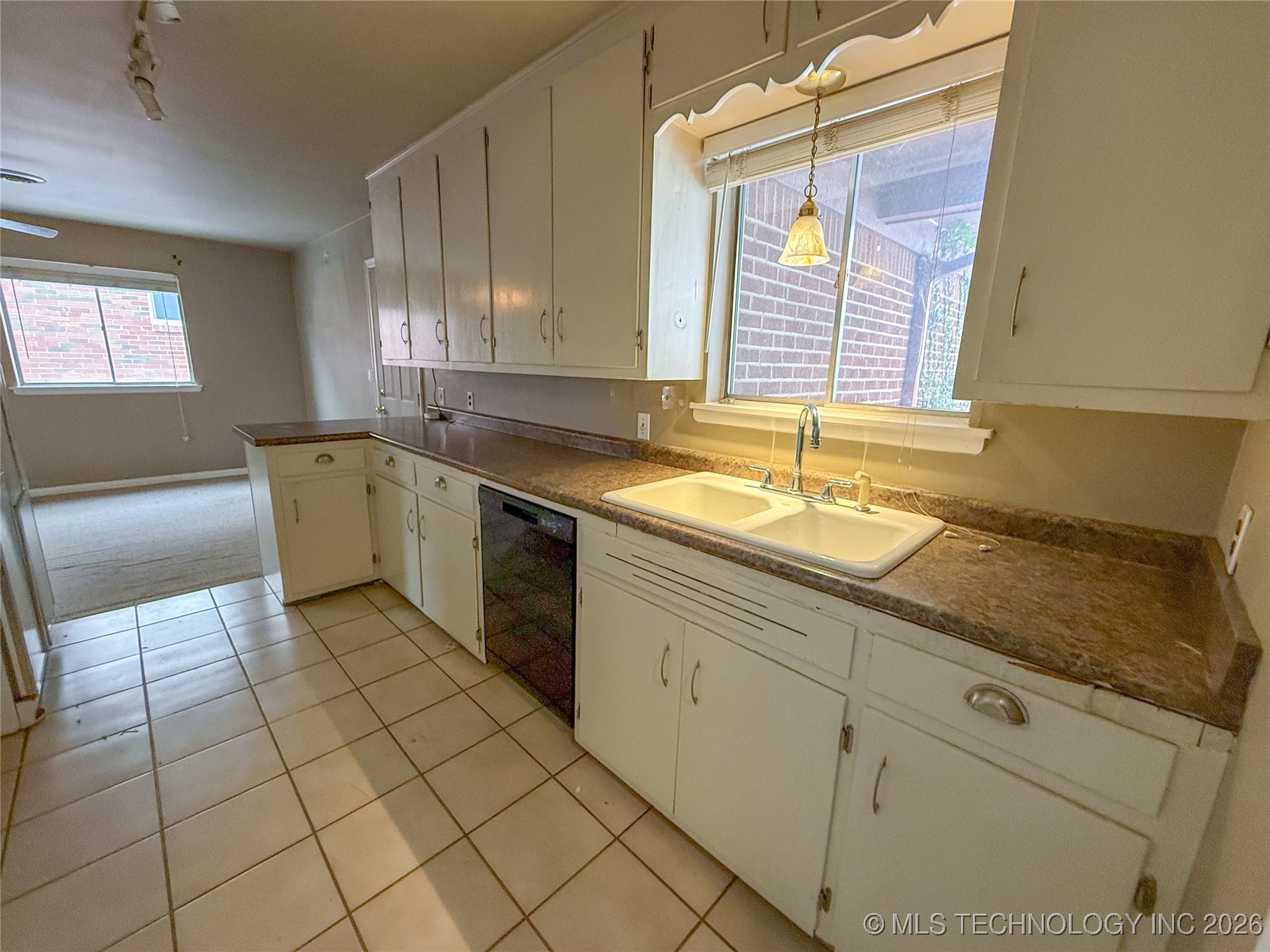 5378 E 30th Place Property Photo 7