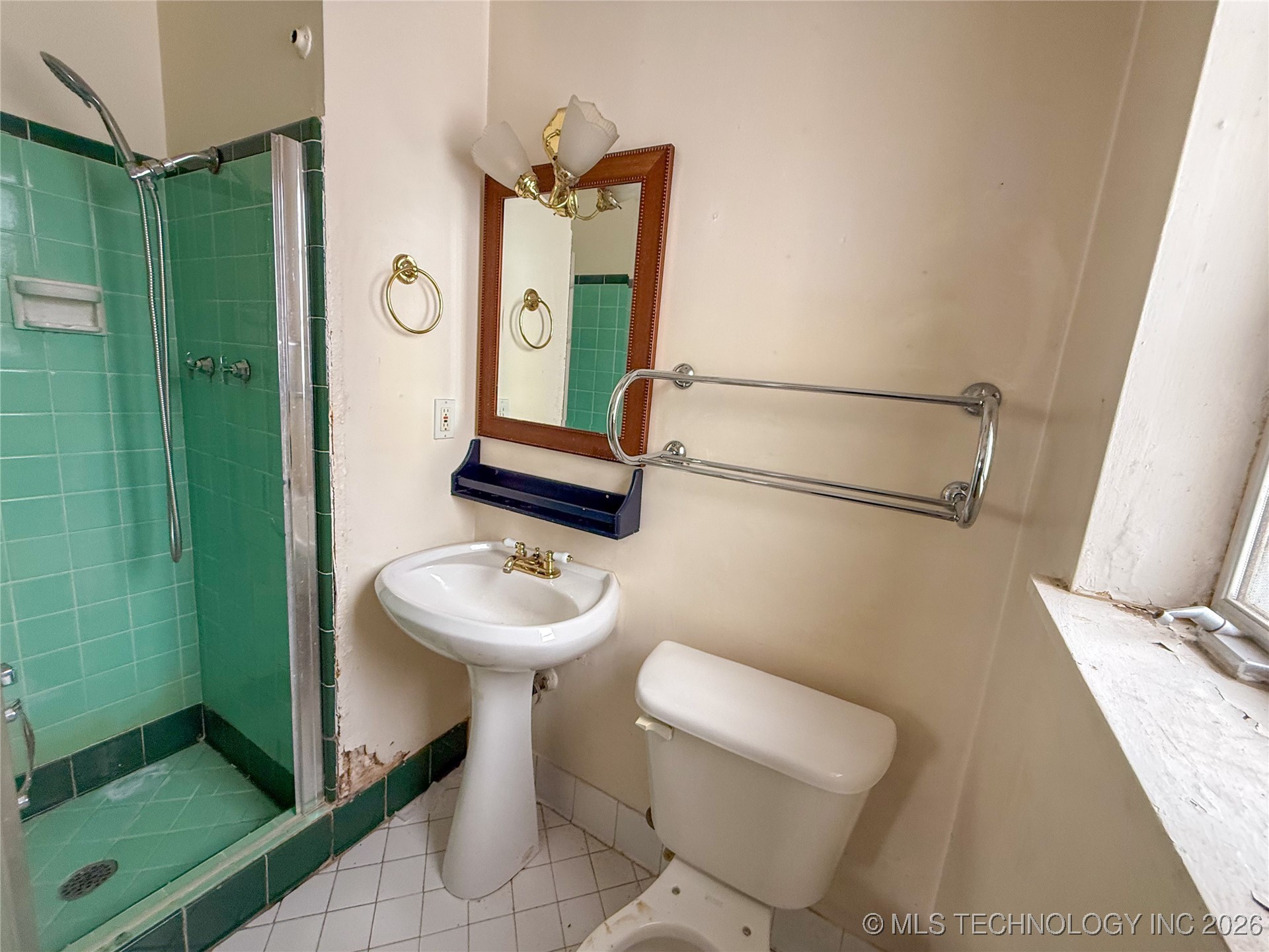 5378 E 30th Place Property Photo 11