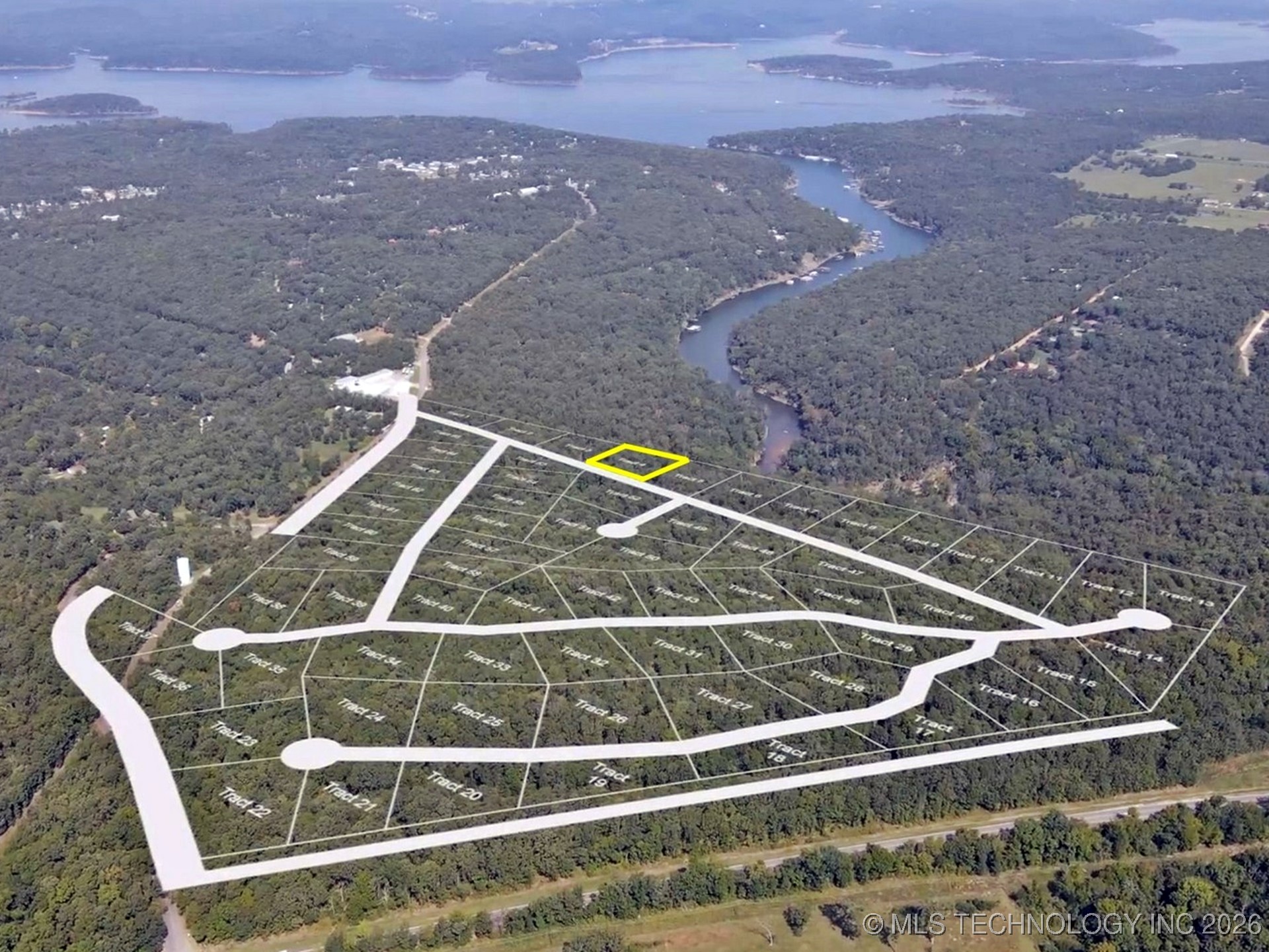 20470 S Chicken Creek Road Property Photo 1