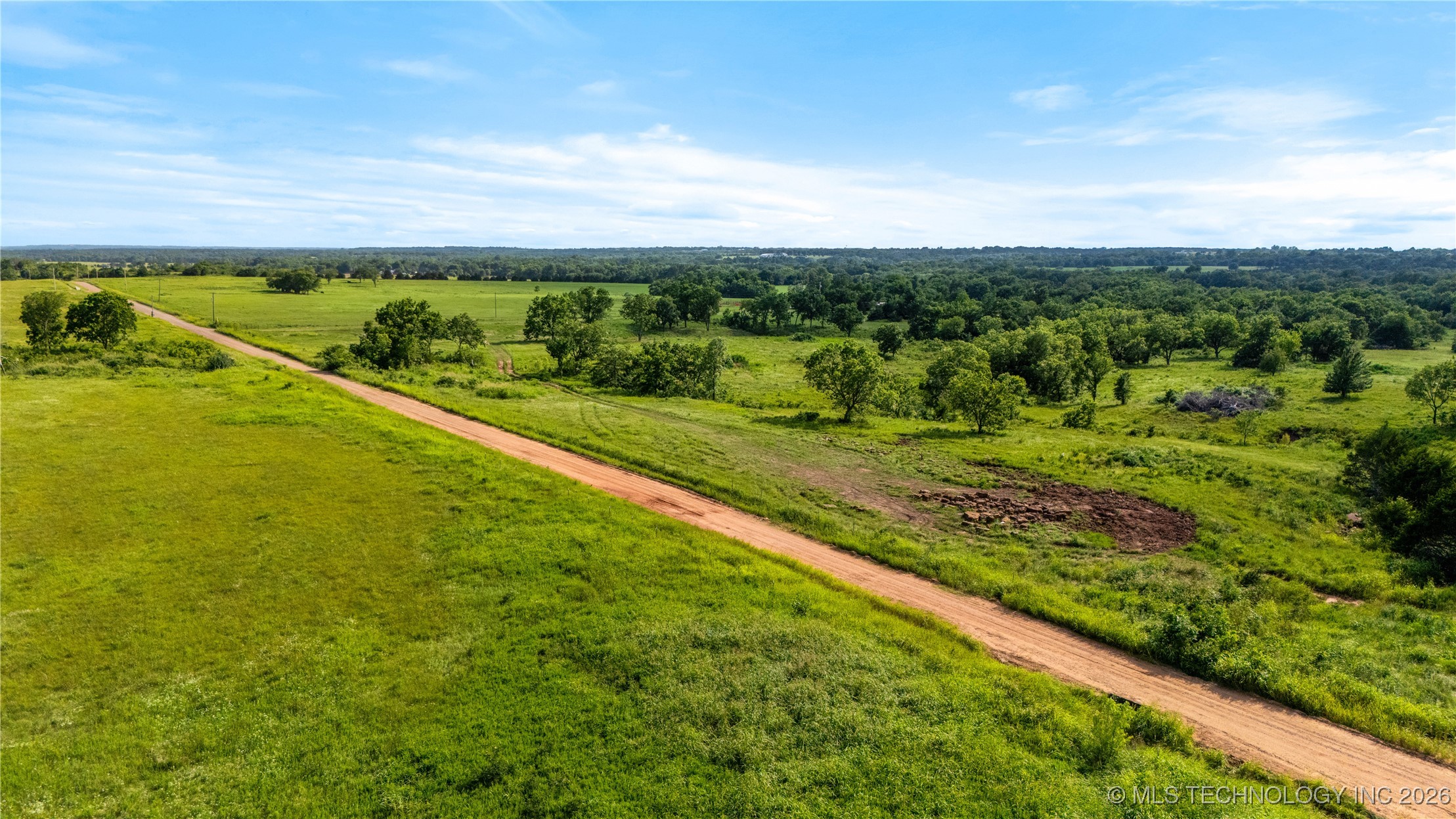 E 800 Road Property Photo 3