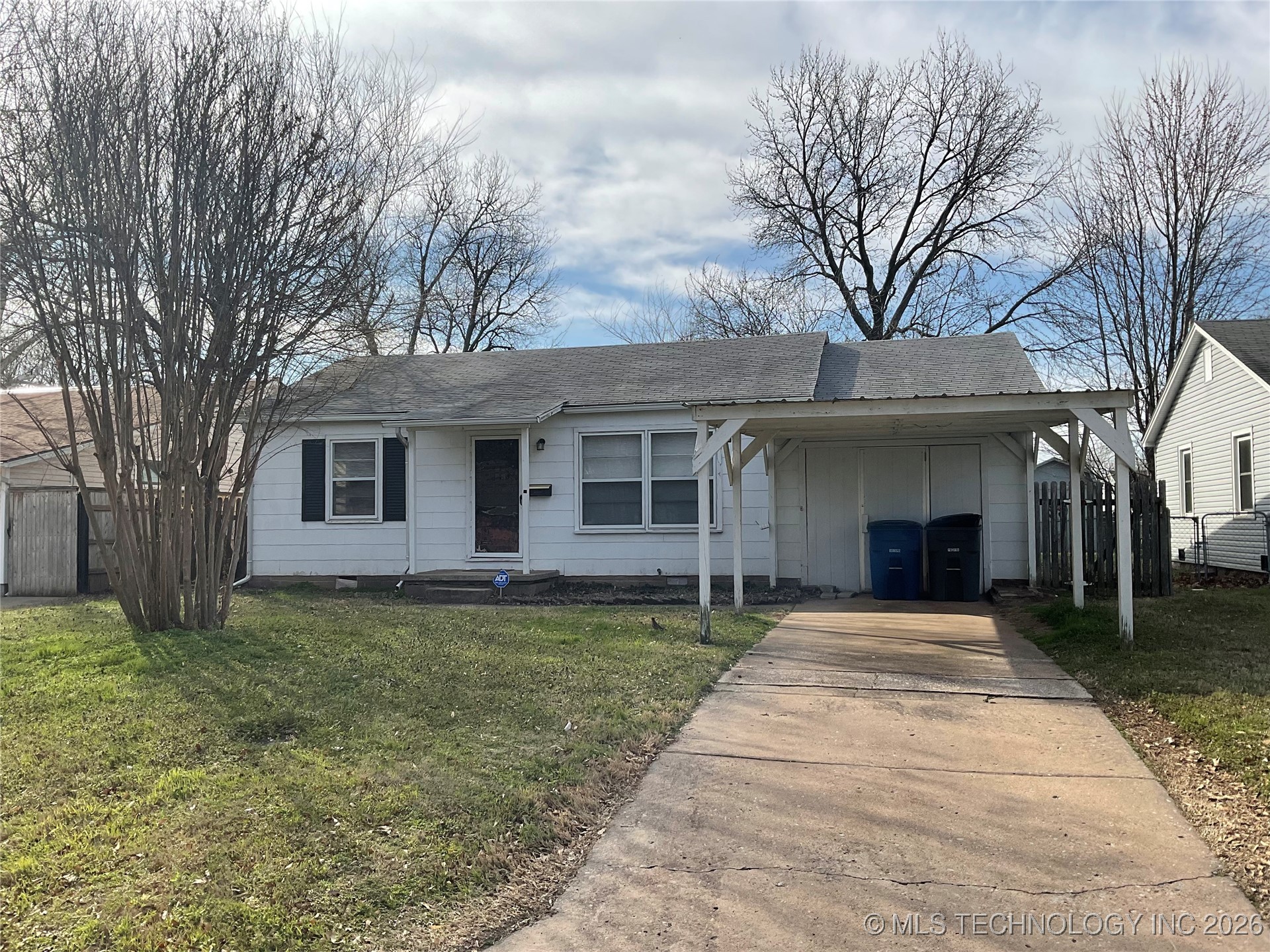 220 E 45th Place S Property Photo 1