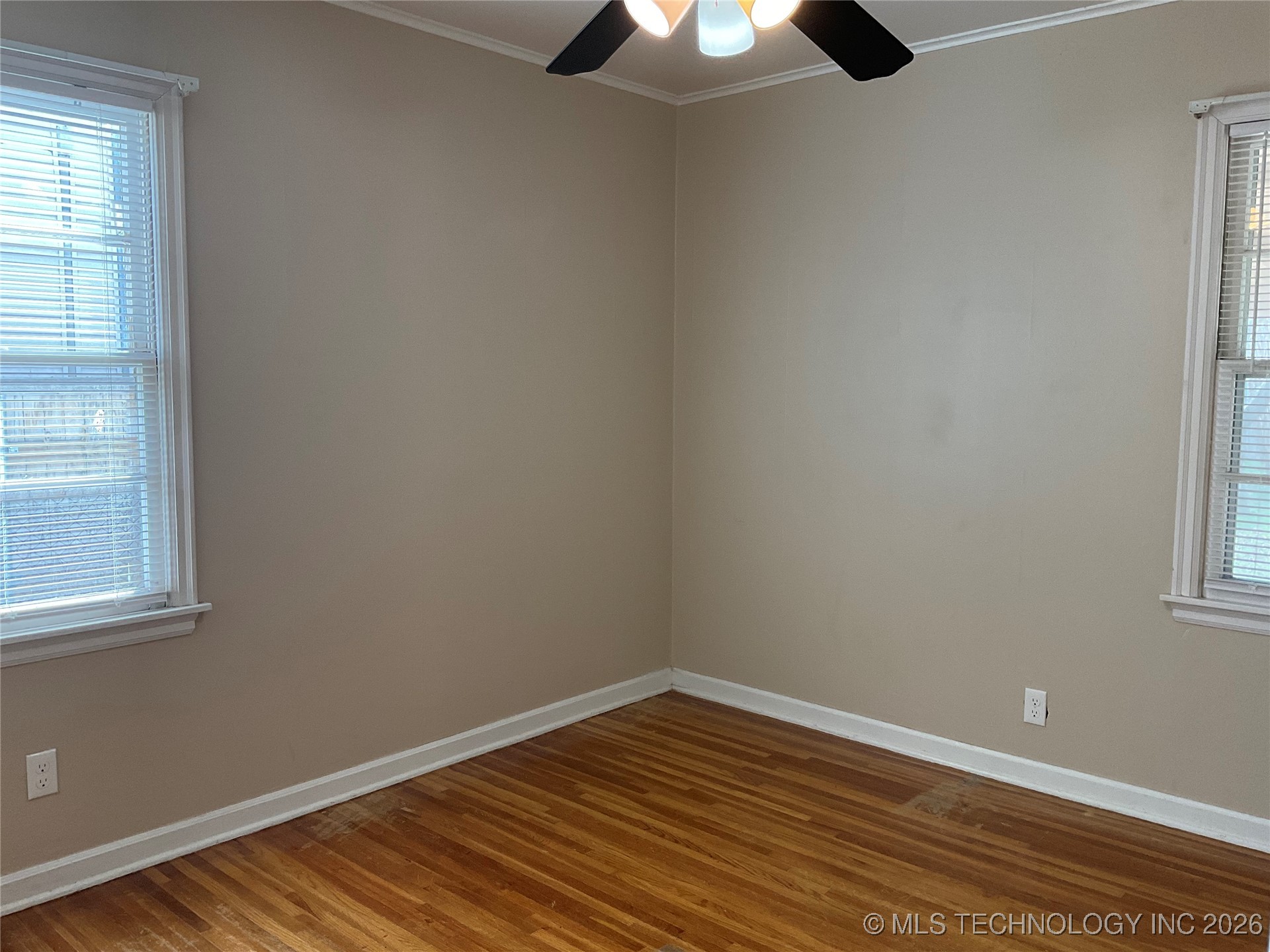 220 E 45th Place S Property Photo 11