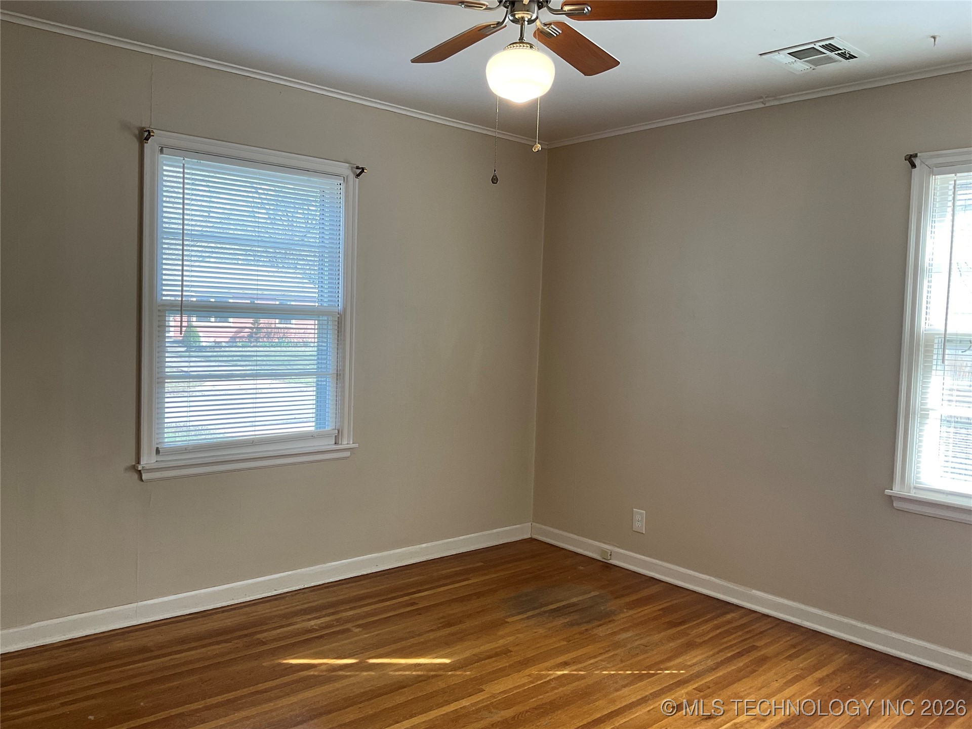 220 E 45th Place S Property Photo 14